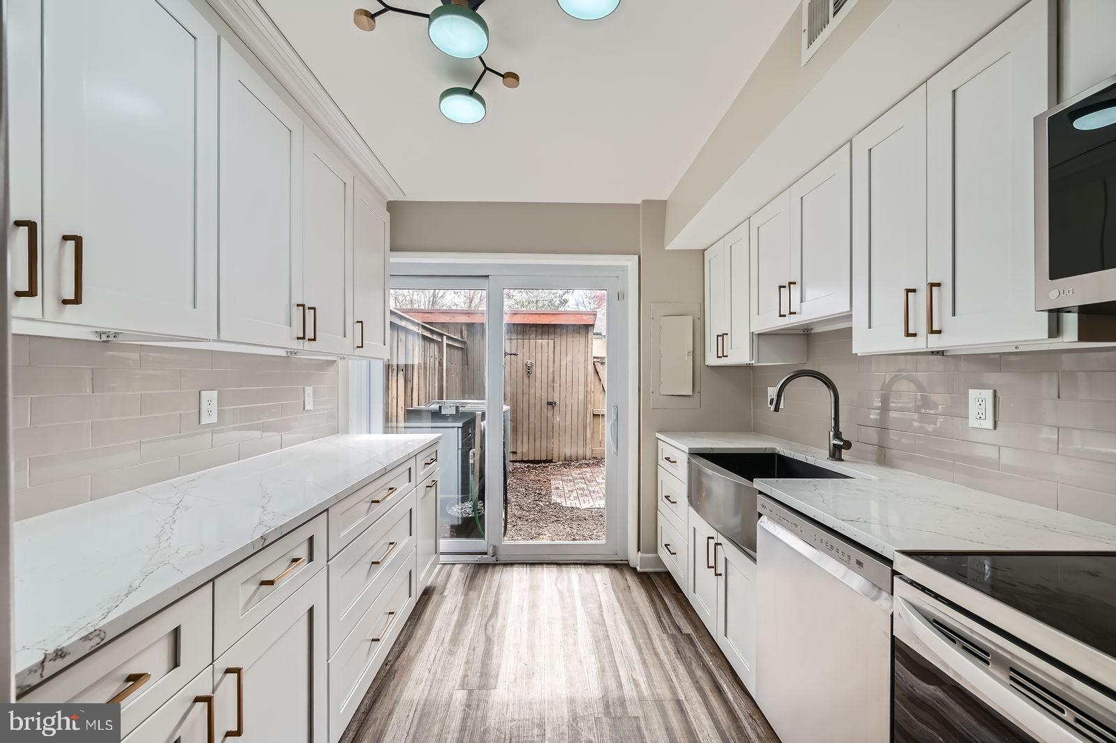 SIERRA VILLAS - Residential Lease