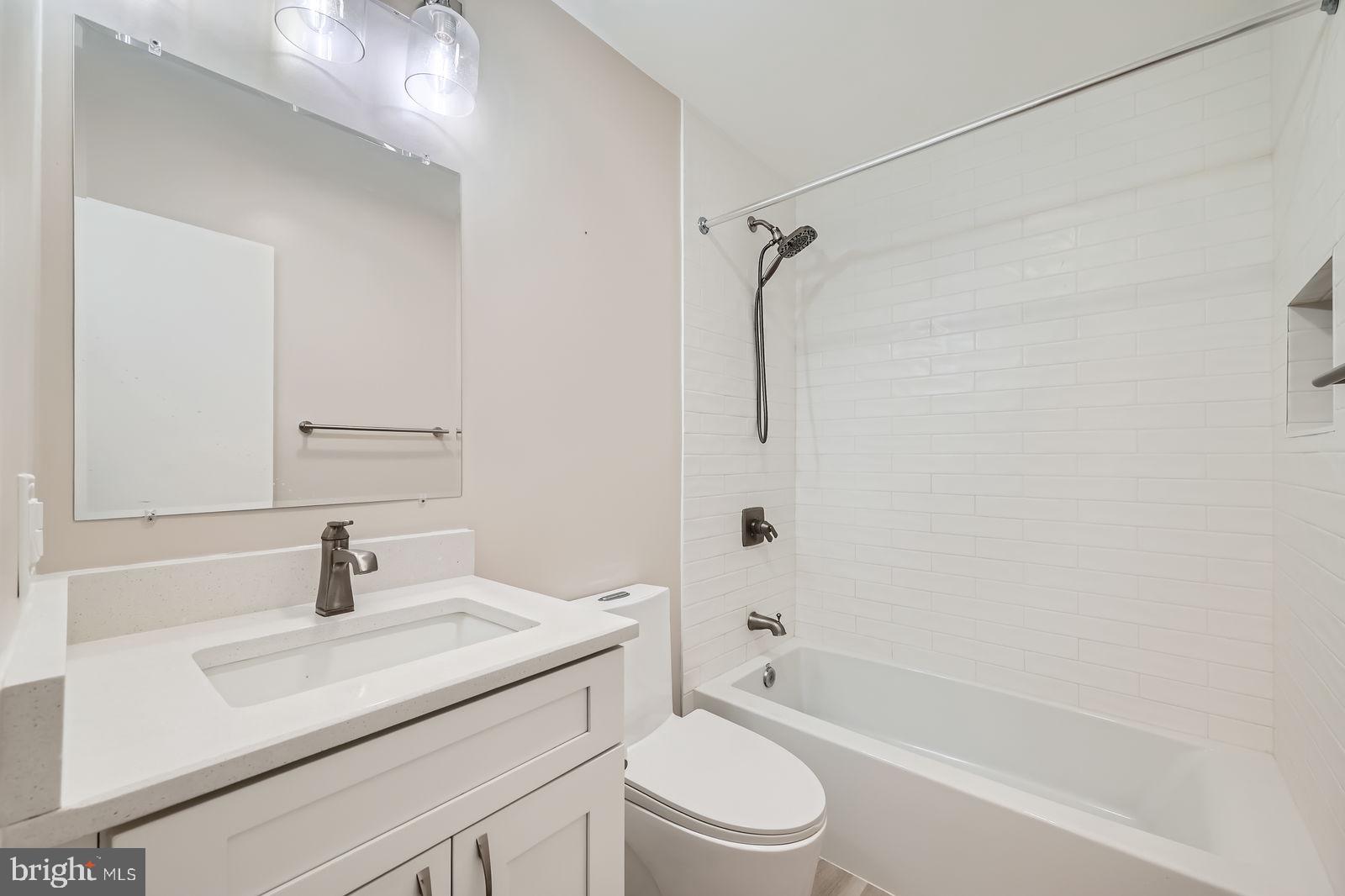 SIERRA VILLAS - Residential Lease