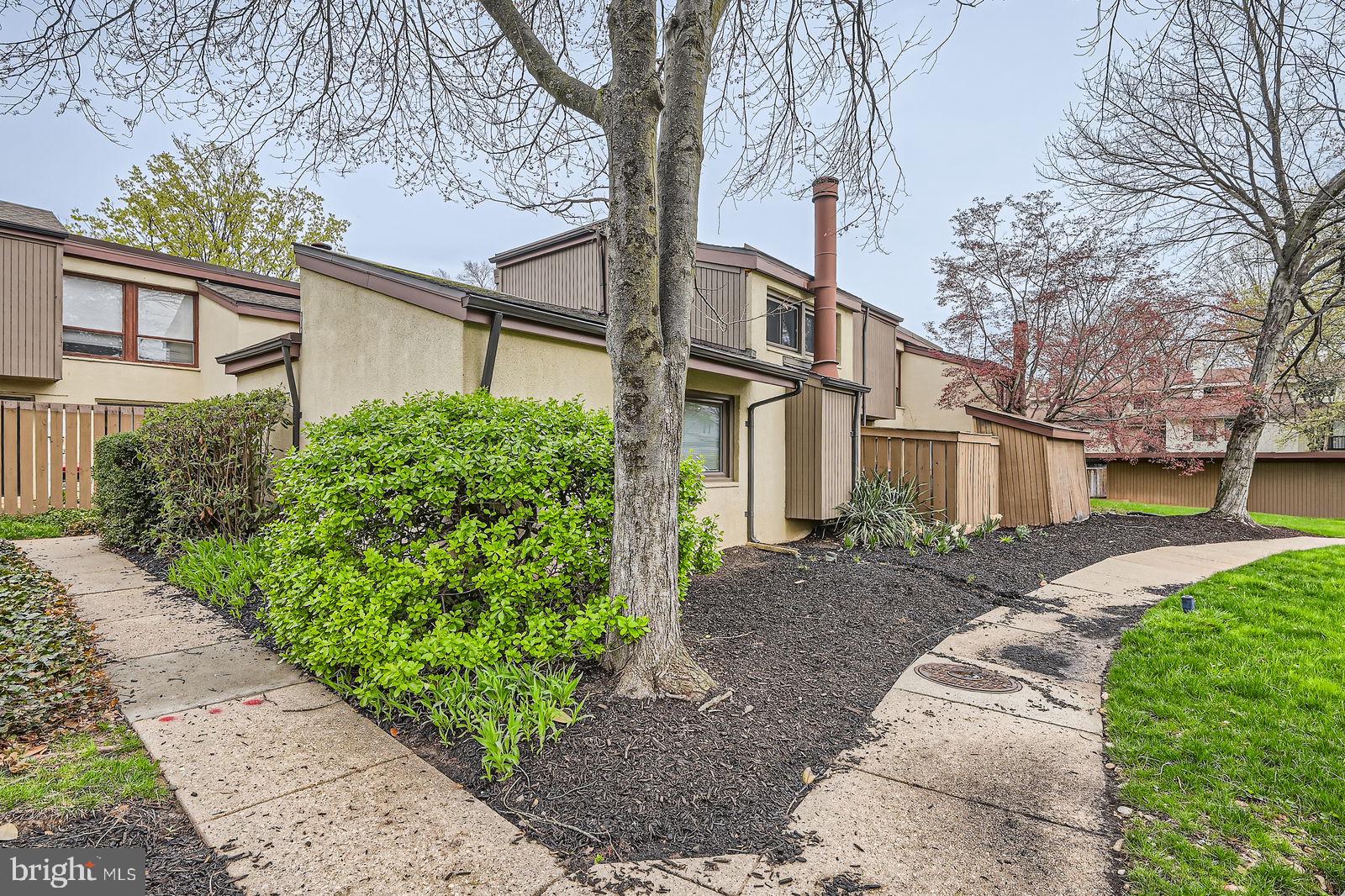 SIERRA VILLAS - Residential Lease