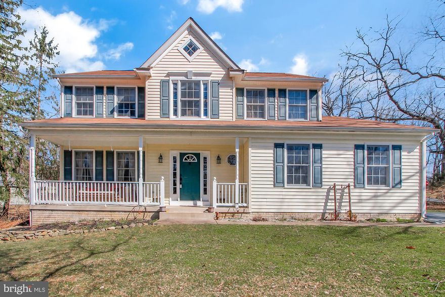 Well maintained 2 story. Large corner lot with pool. 5 bedrooms! 3.5 baths! Finished walk out basement. Granite countertops. This is a must see.