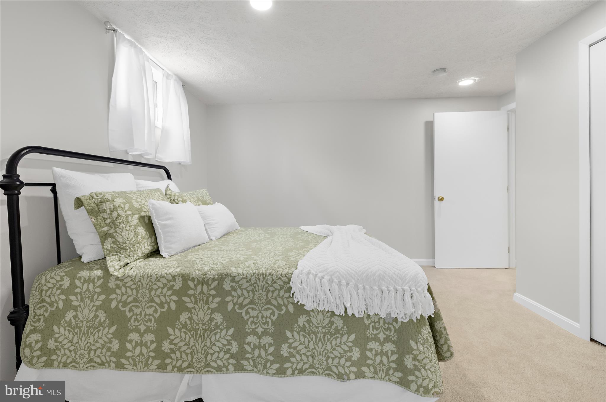 SHIPLEYS CHOICE - Residential