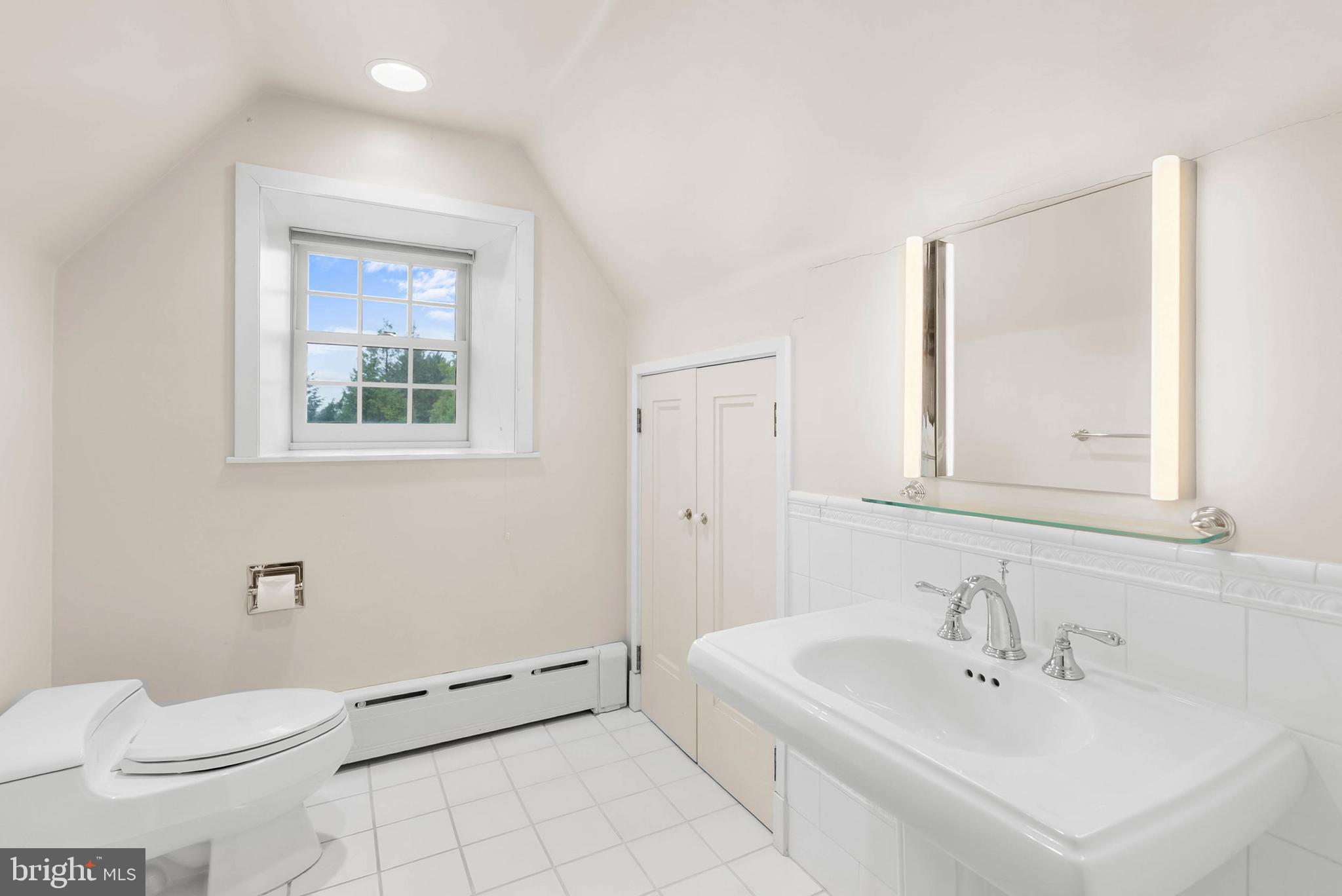 ELKINS PARK - Residential