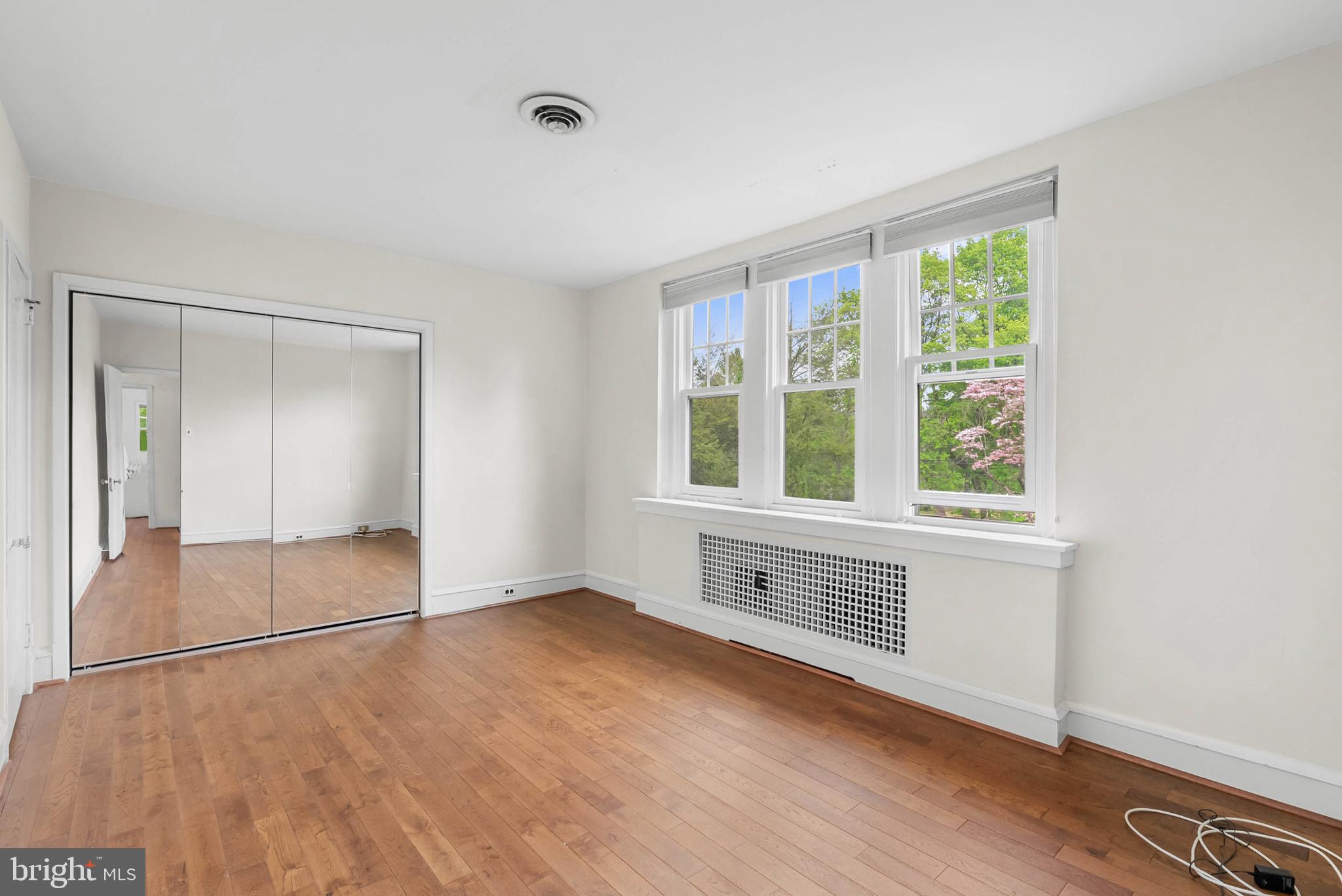 ELKINS PARK - Residential