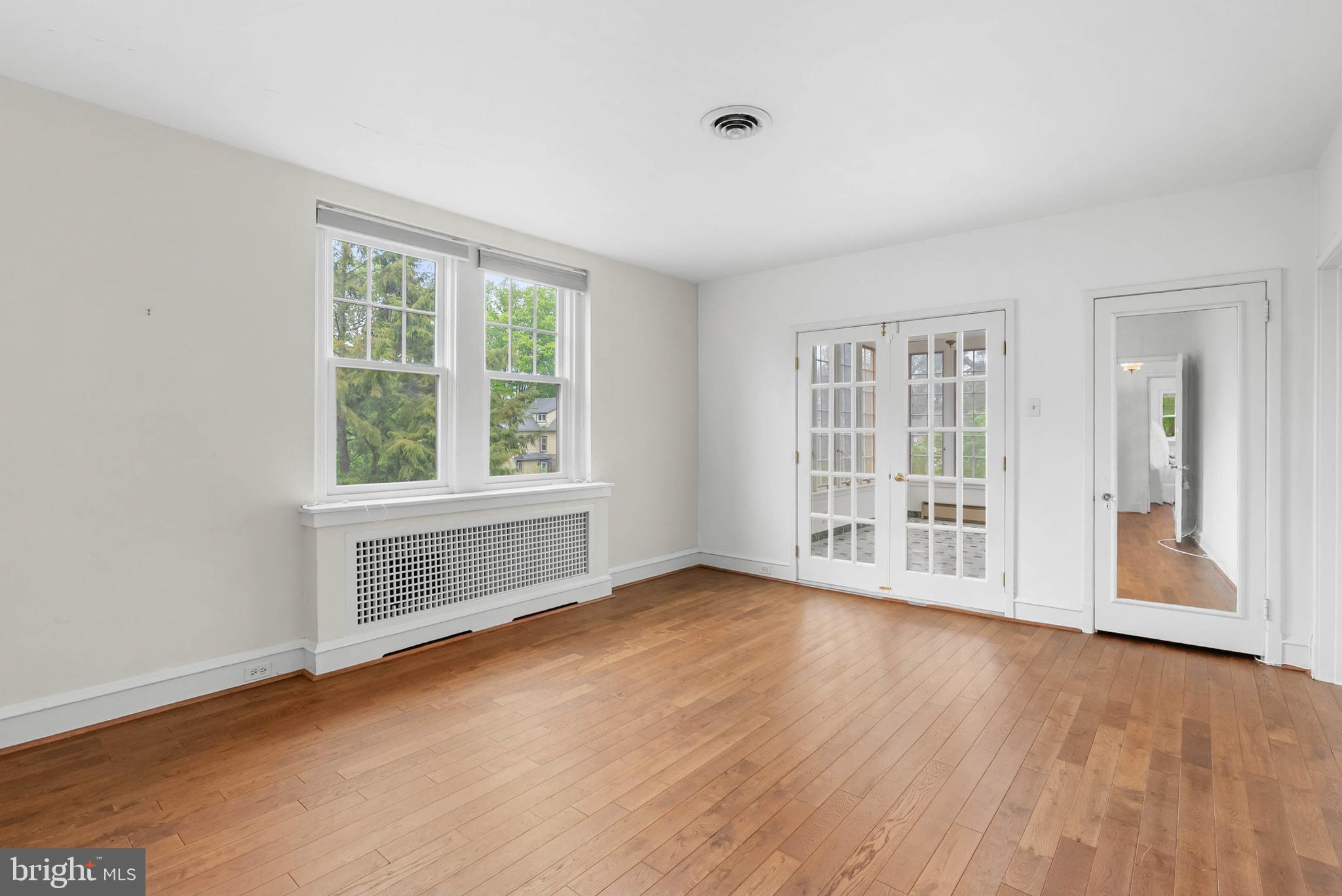 ELKINS PARK - Residential