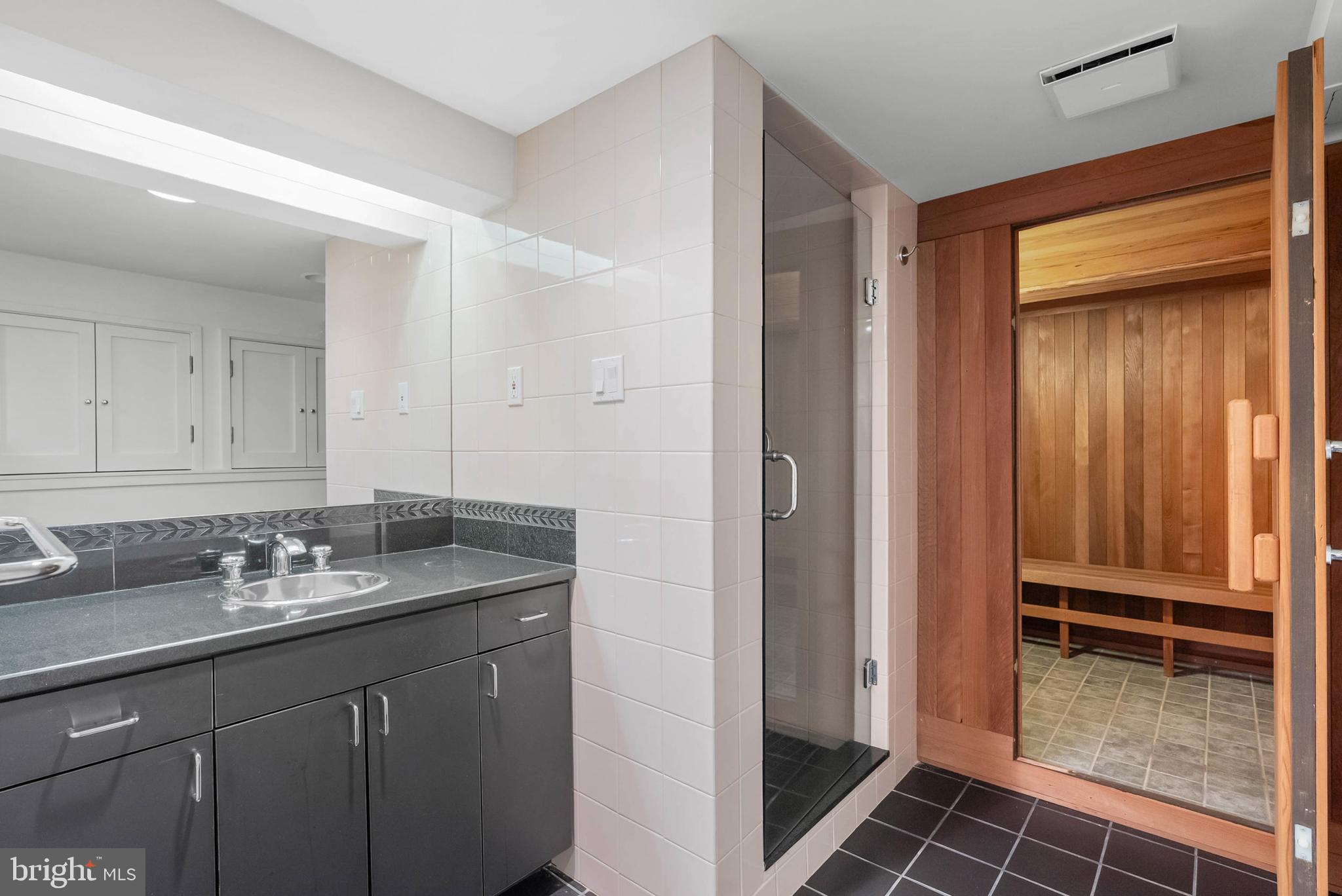 ELKINS PARK - Residential