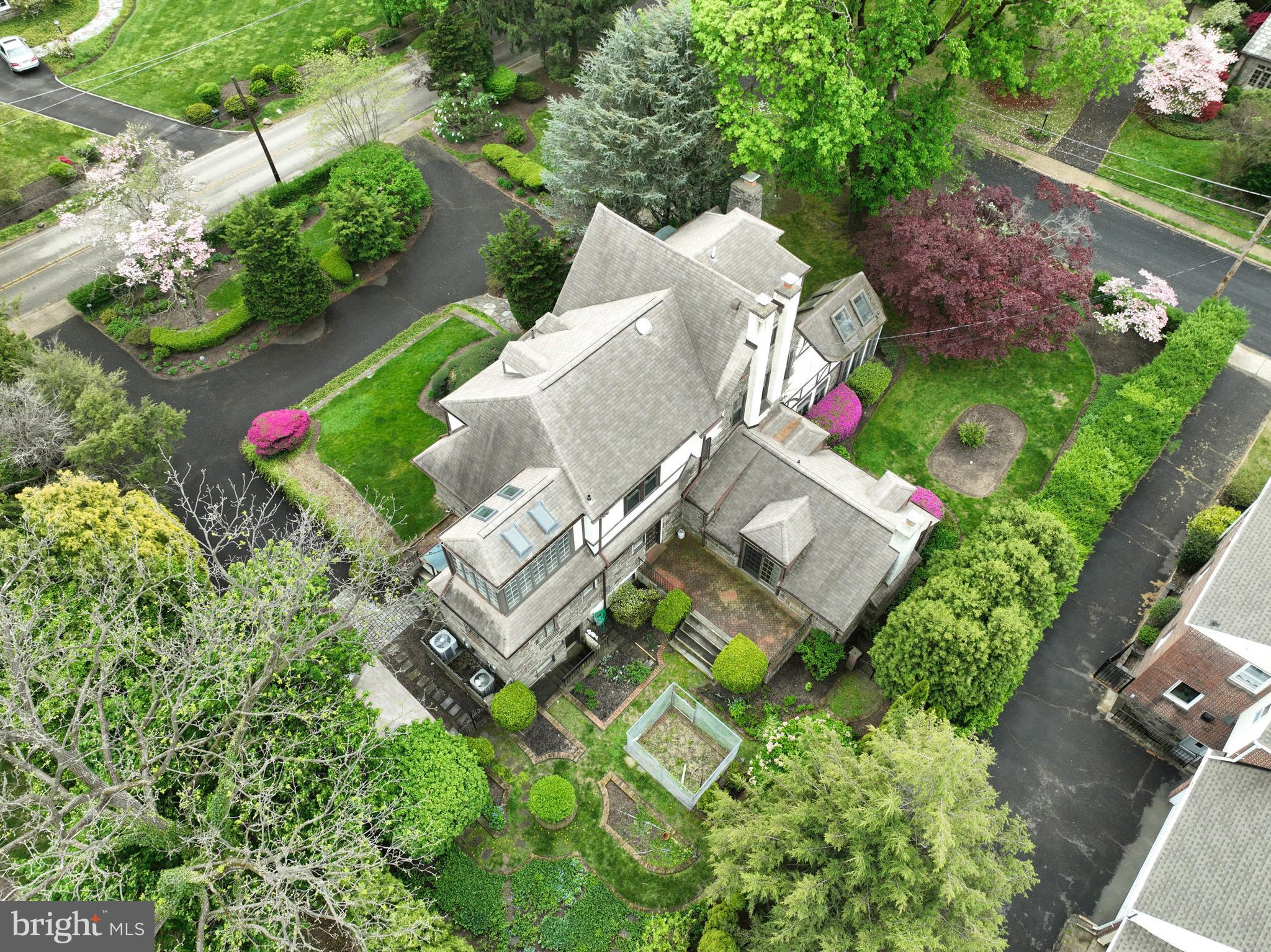 ELKINS PARK - Residential