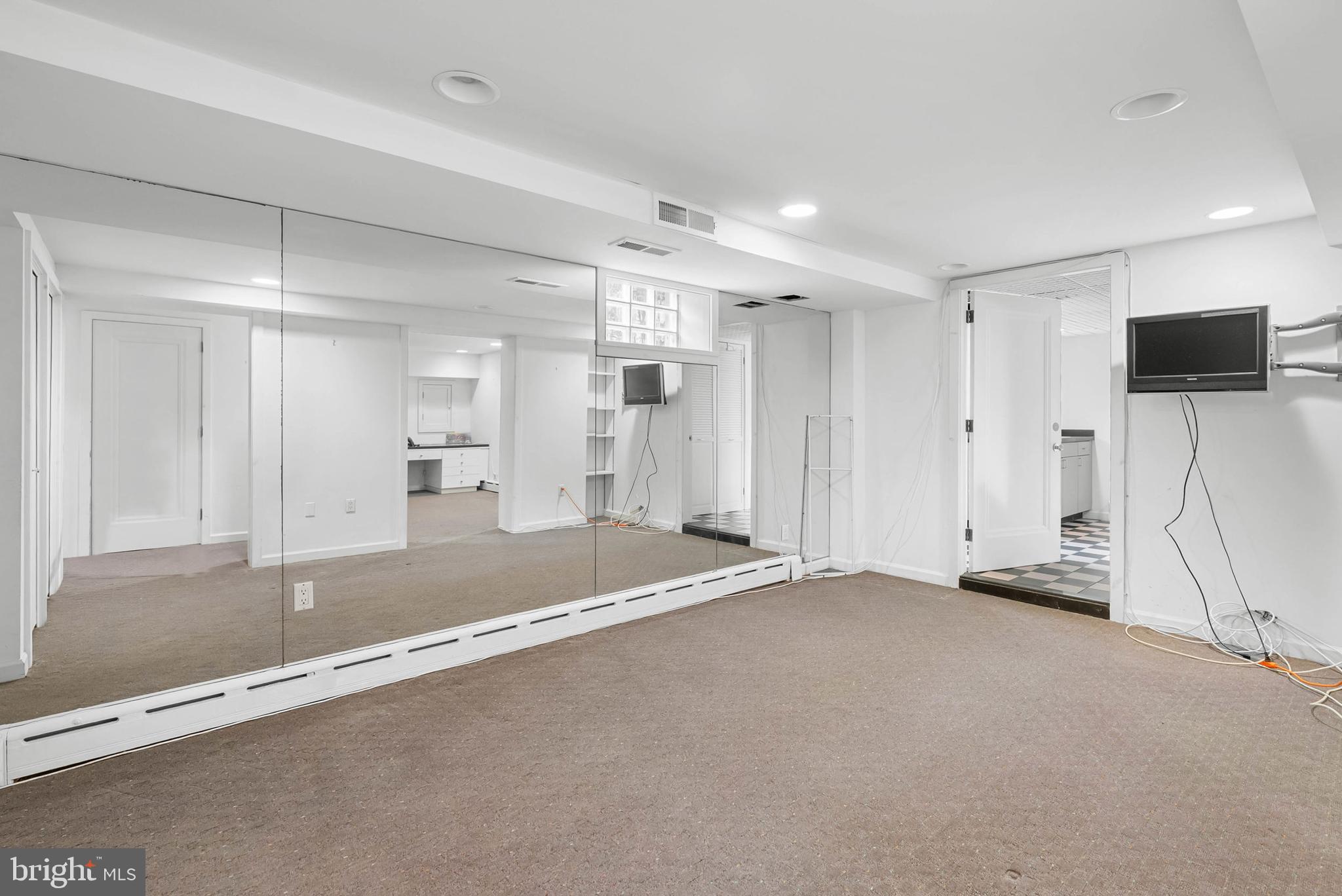 ELKINS PARK - Residential