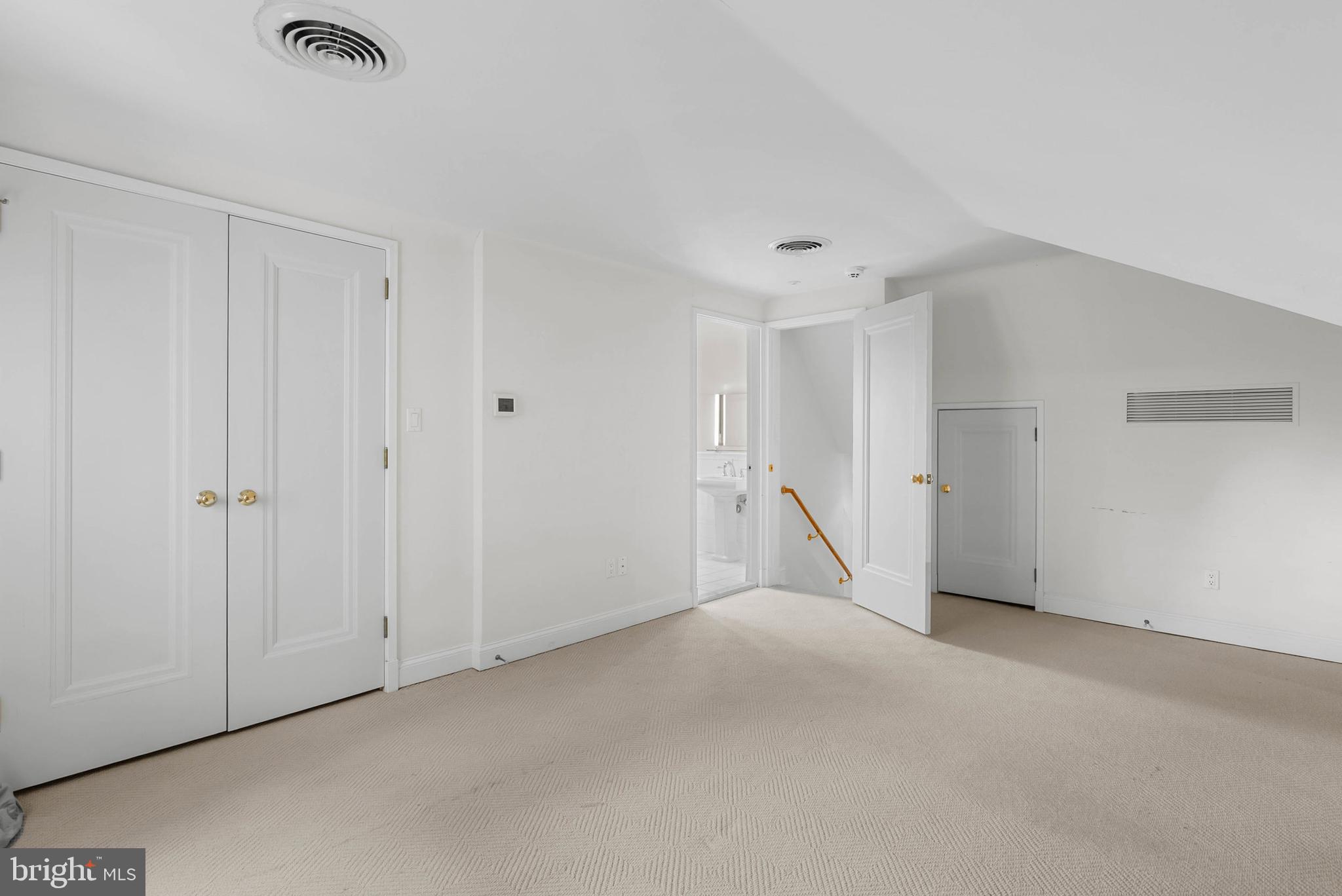 ELKINS PARK - Residential