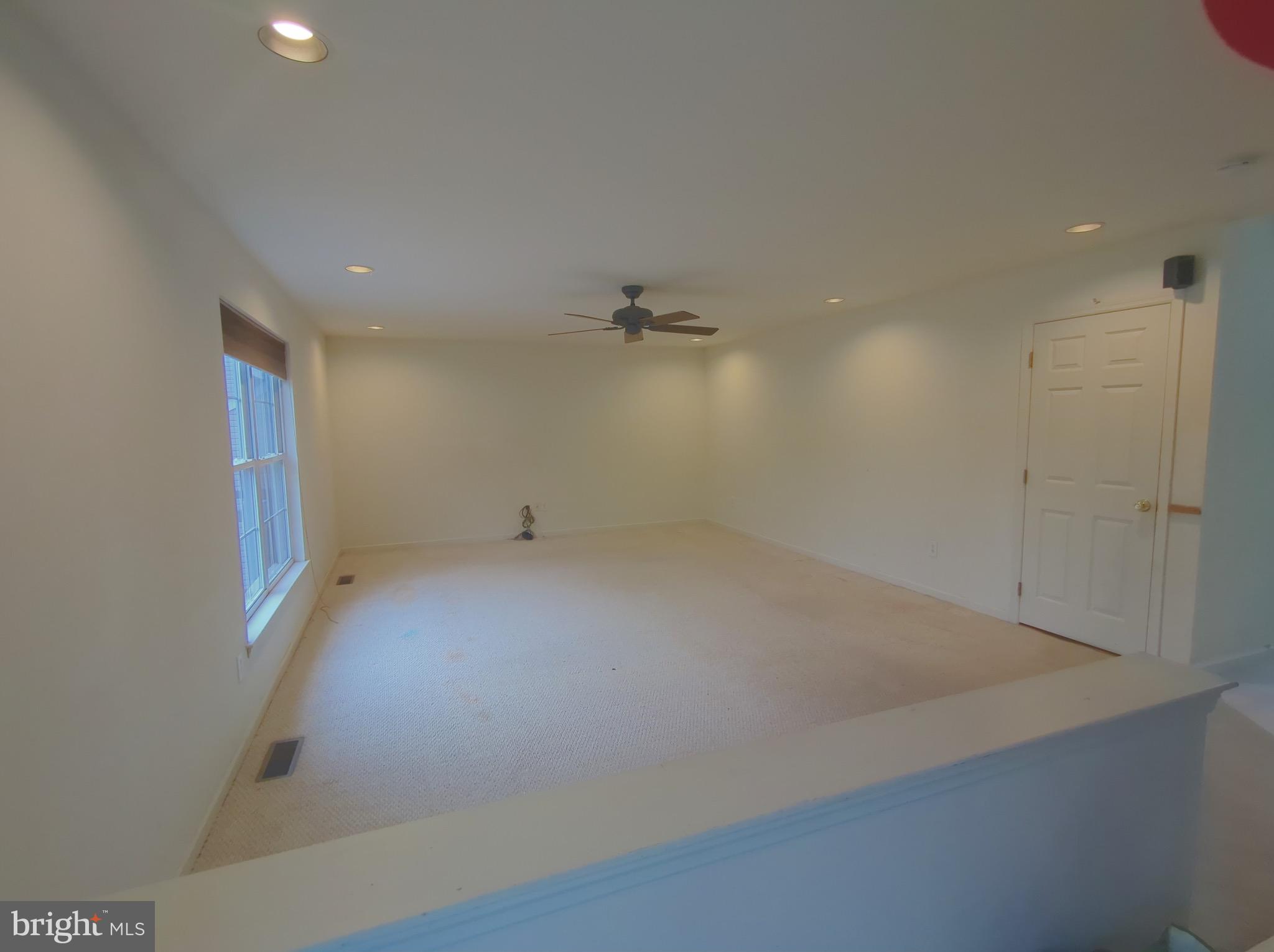 COUNTRY CLUB RUN - Residential