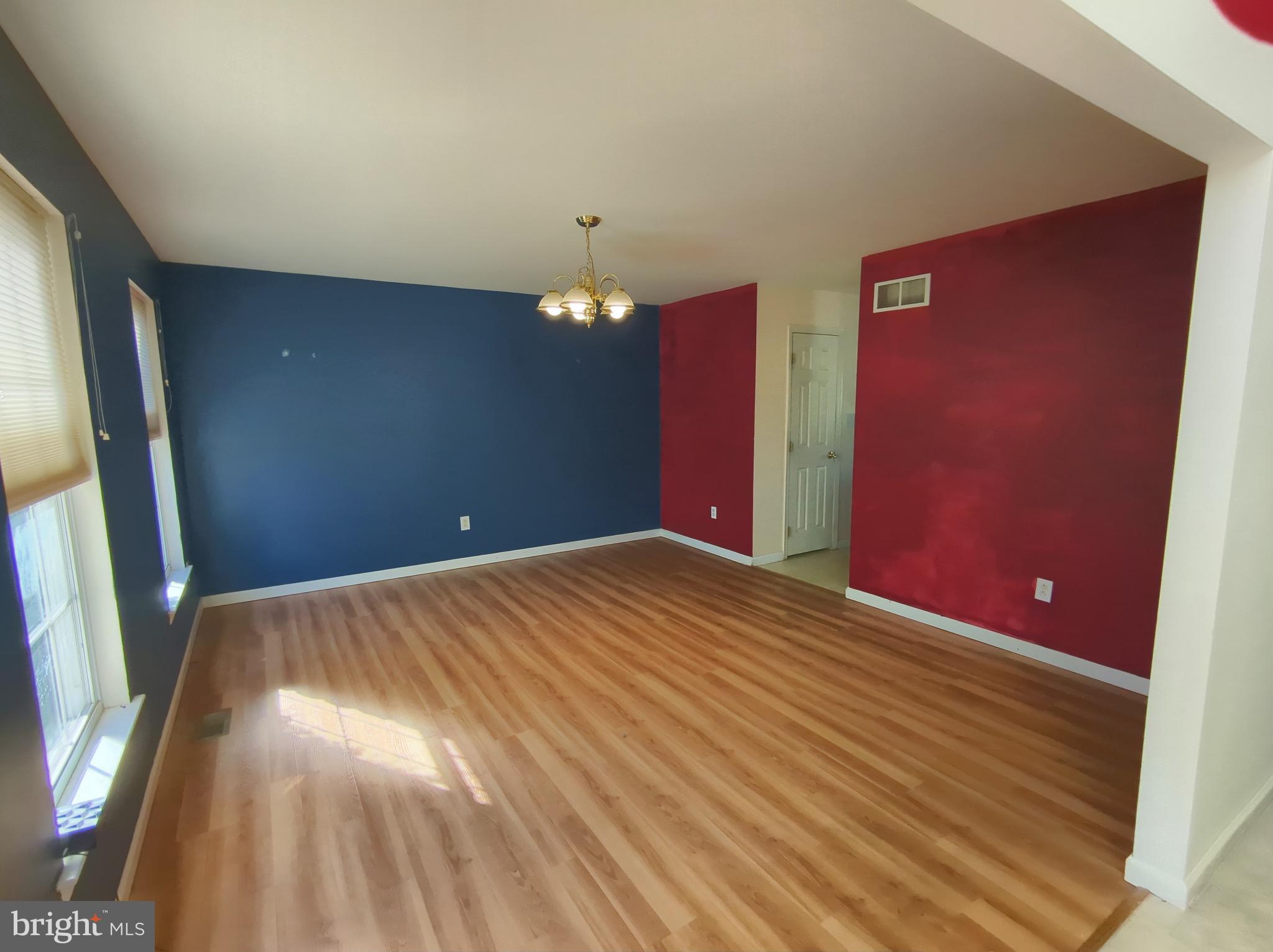 COUNTRY CLUB RUN - Residential