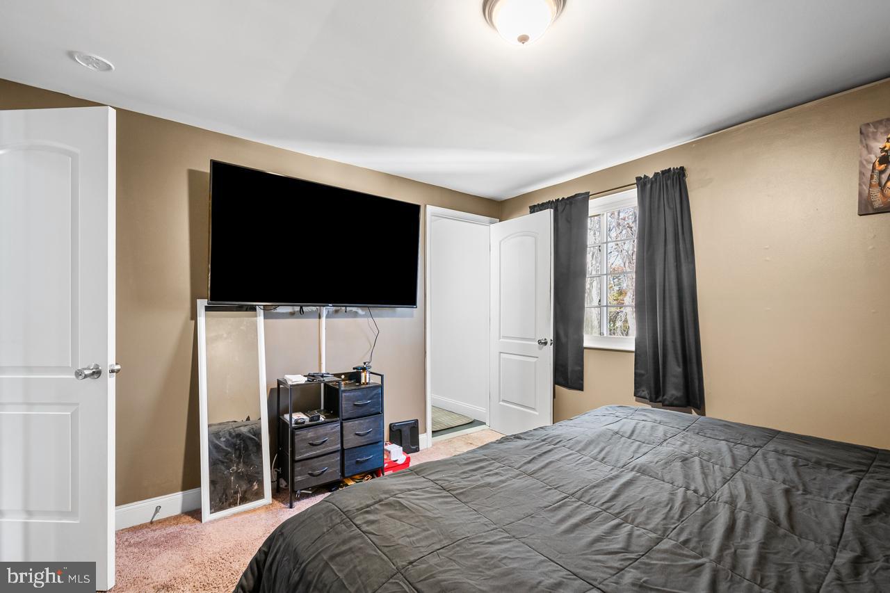 CONNEMARA HILLS - Residential