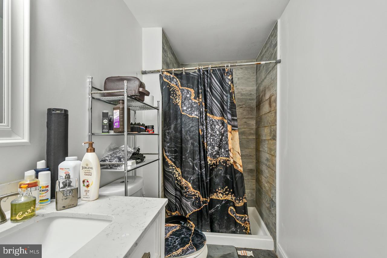 CONNEMARA HILLS - Residential