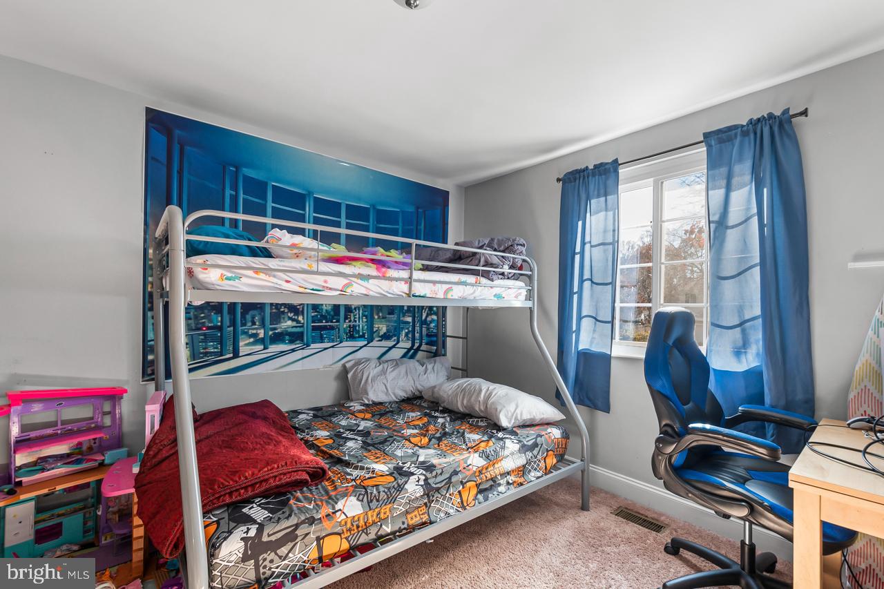 CONNEMARA HILLS - Residential