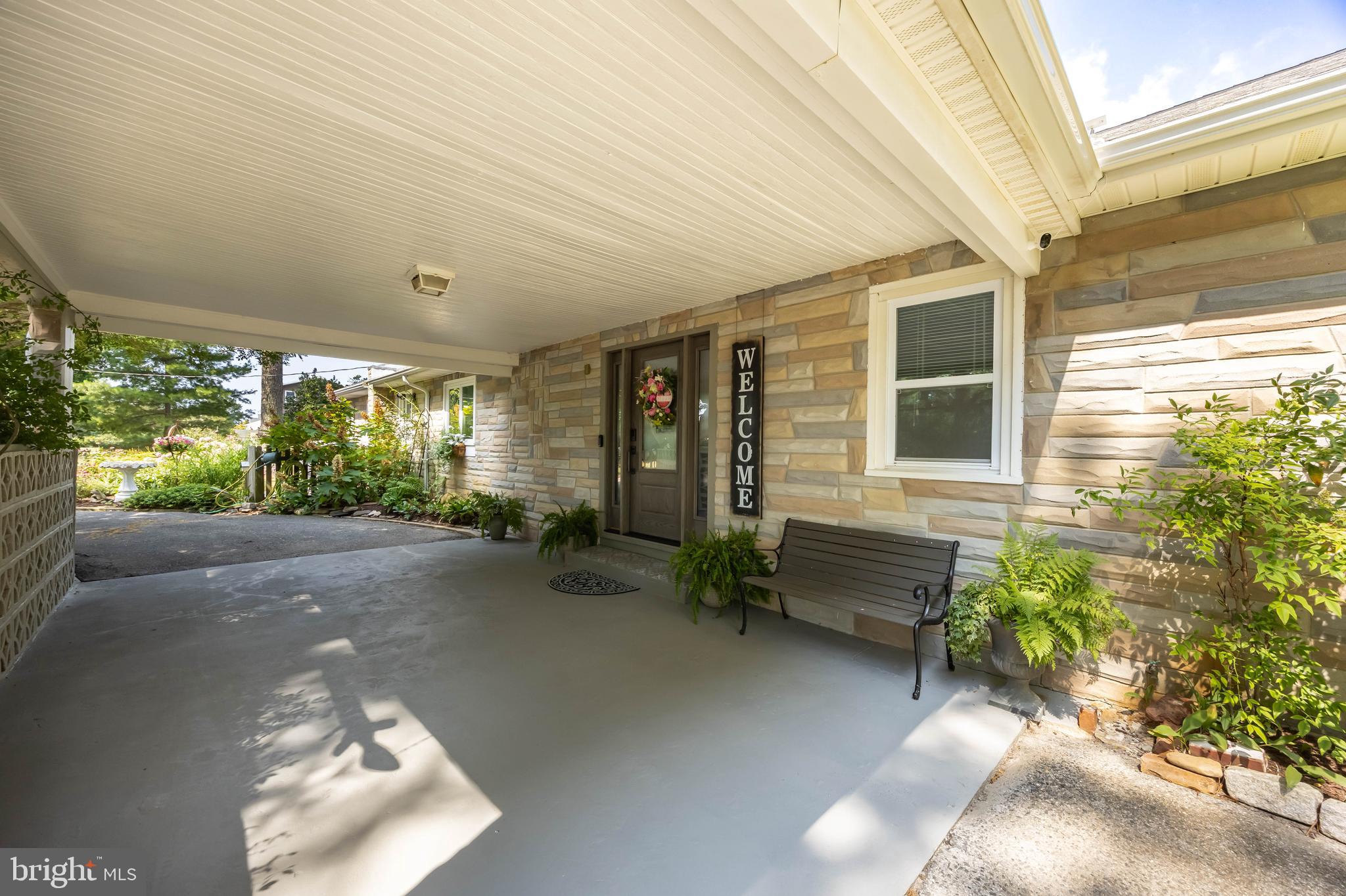 3998 OYSTER SHELL LANE