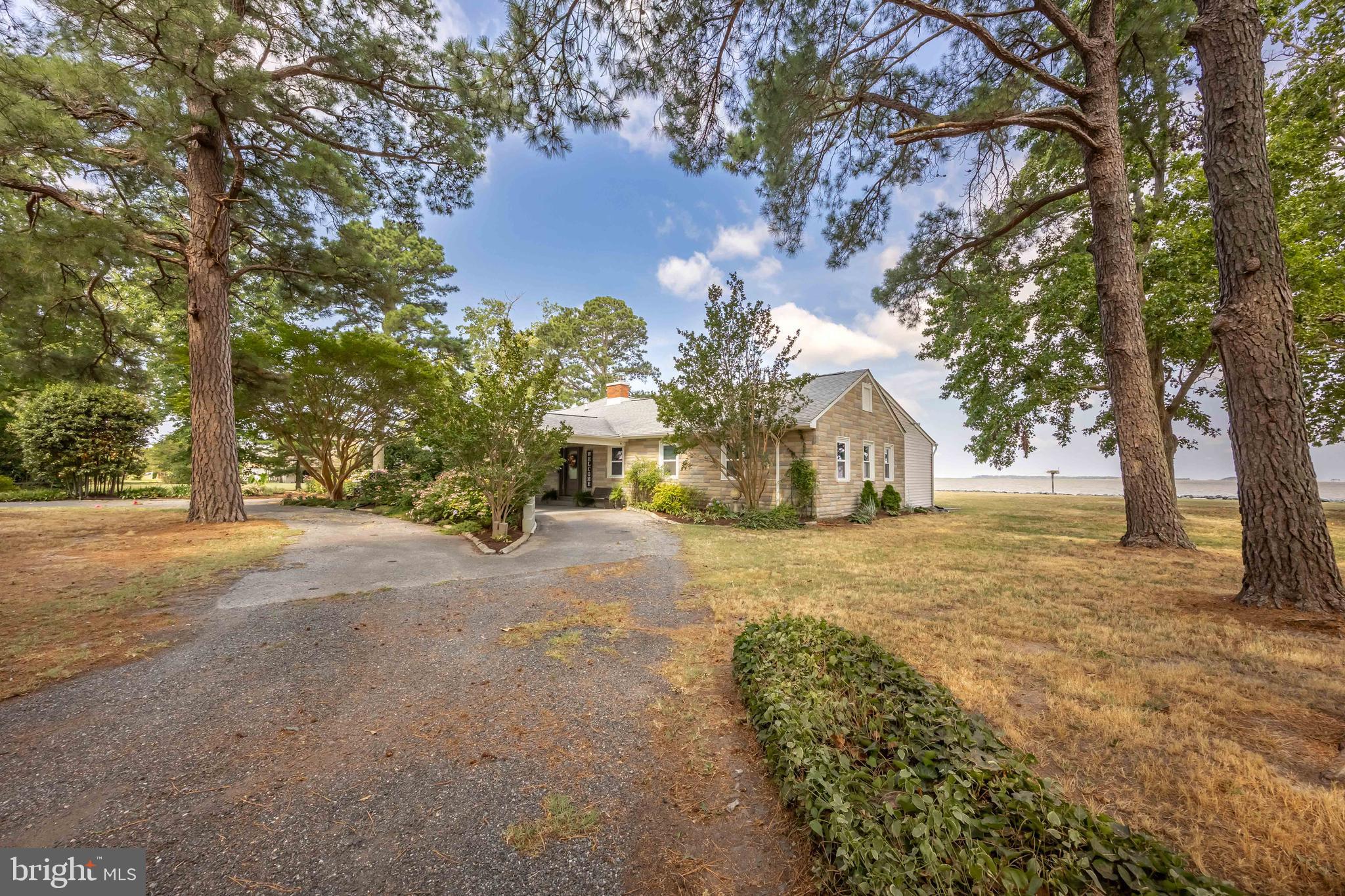 3998 OYSTER SHELL LANE