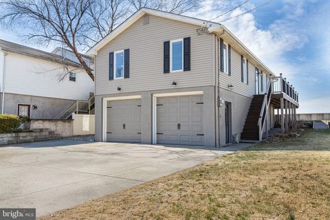 Homes For Sale - 75 Enlow Place<br/> PENNSVILLE, NJ 08070