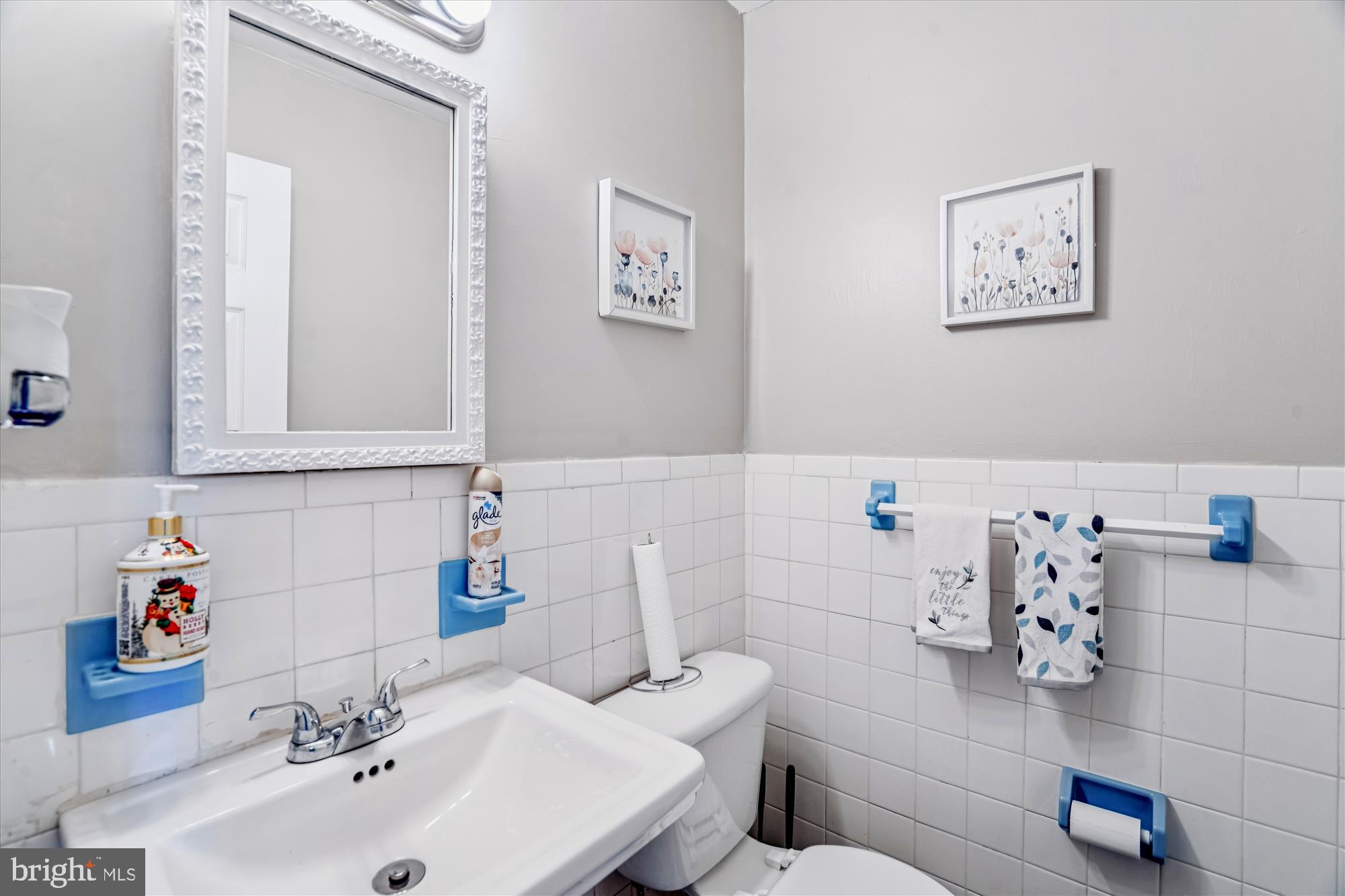 WEST LANHAM HILLS - Residential