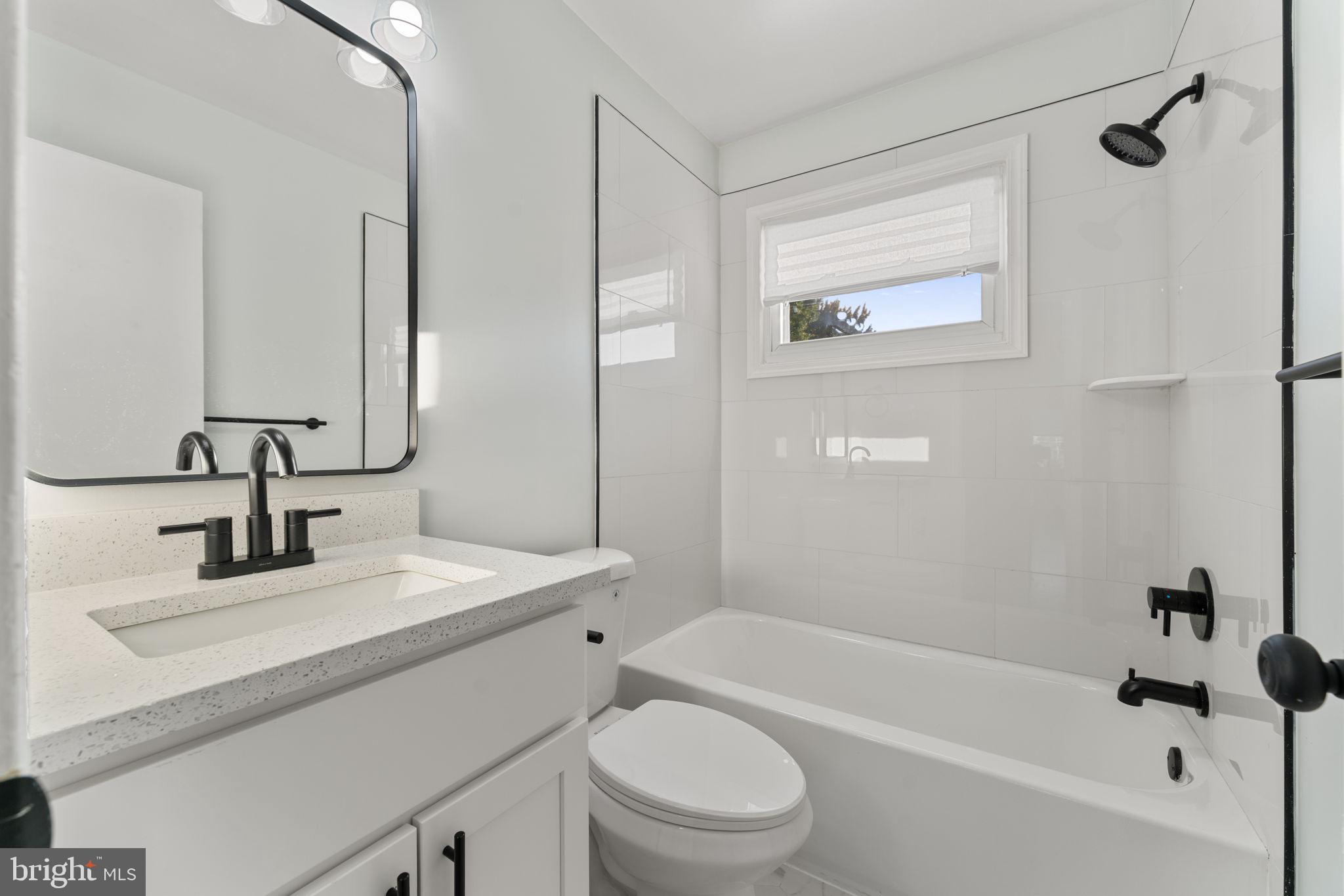 TEMPLE HILLS - Residential