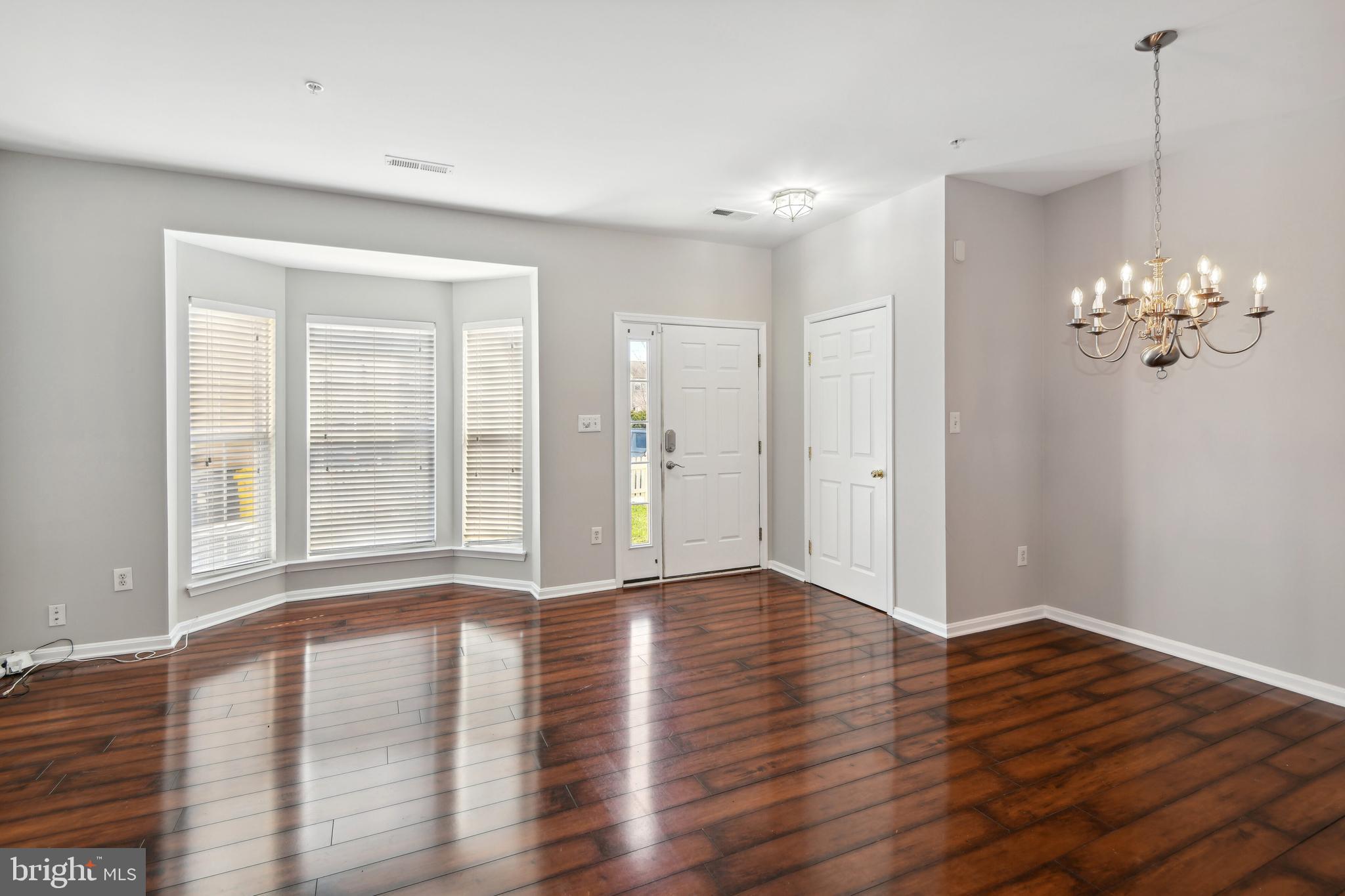 SEVEN OAKS - Residential Lease