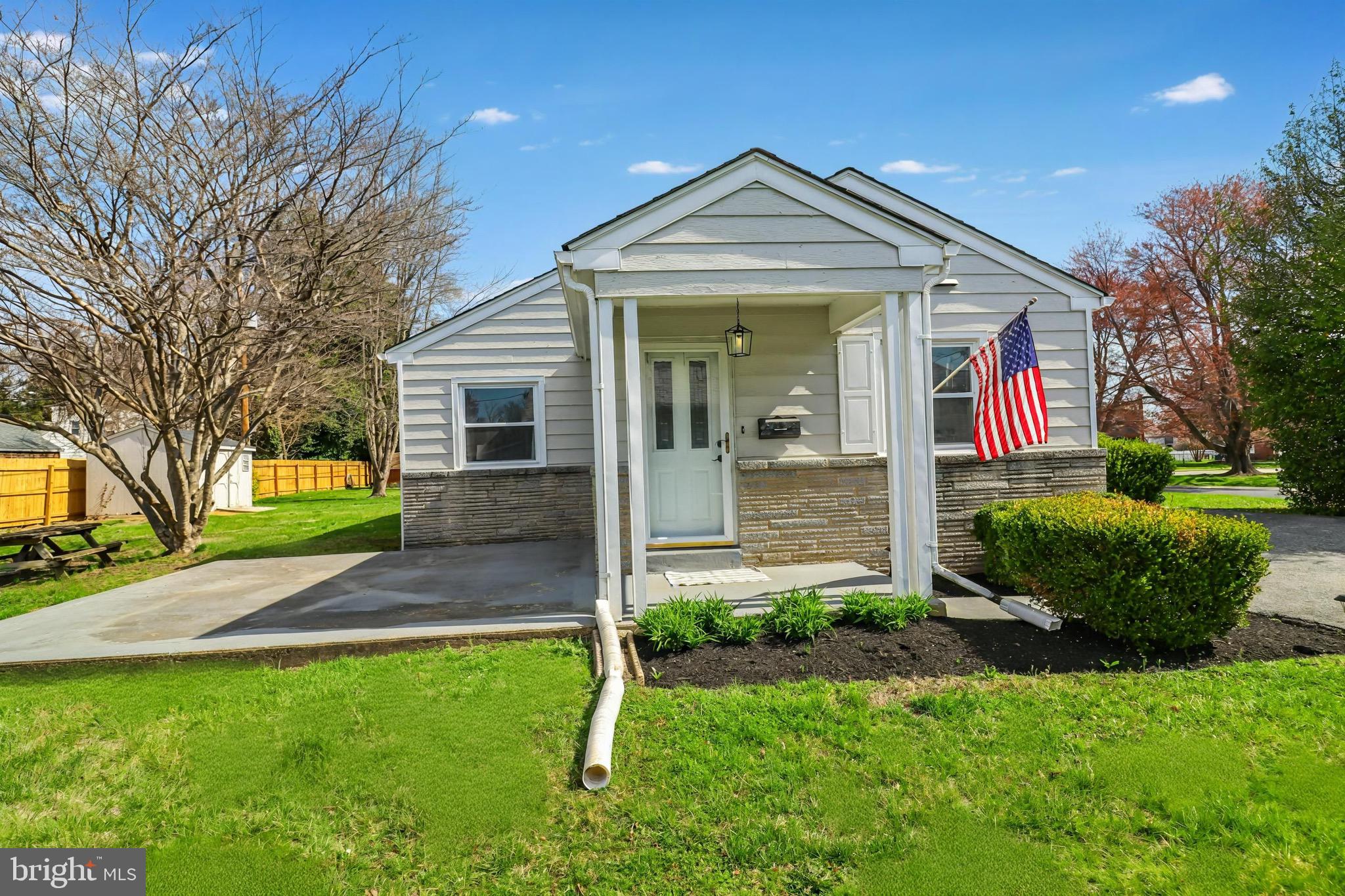 LIMESTONE ACRES - Residential