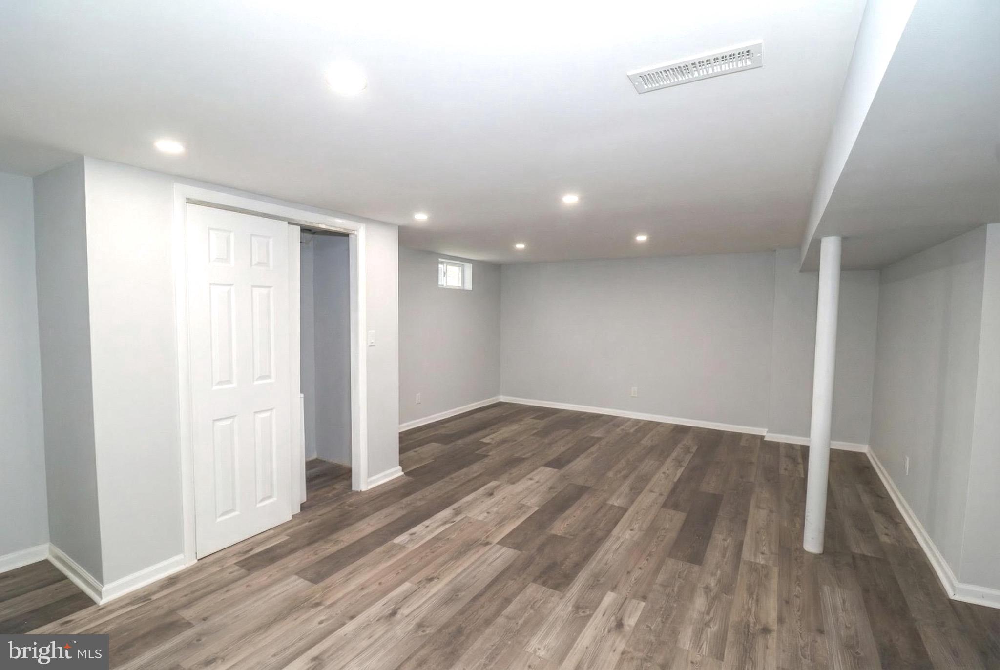 LIMESTONE ACRES - Residential