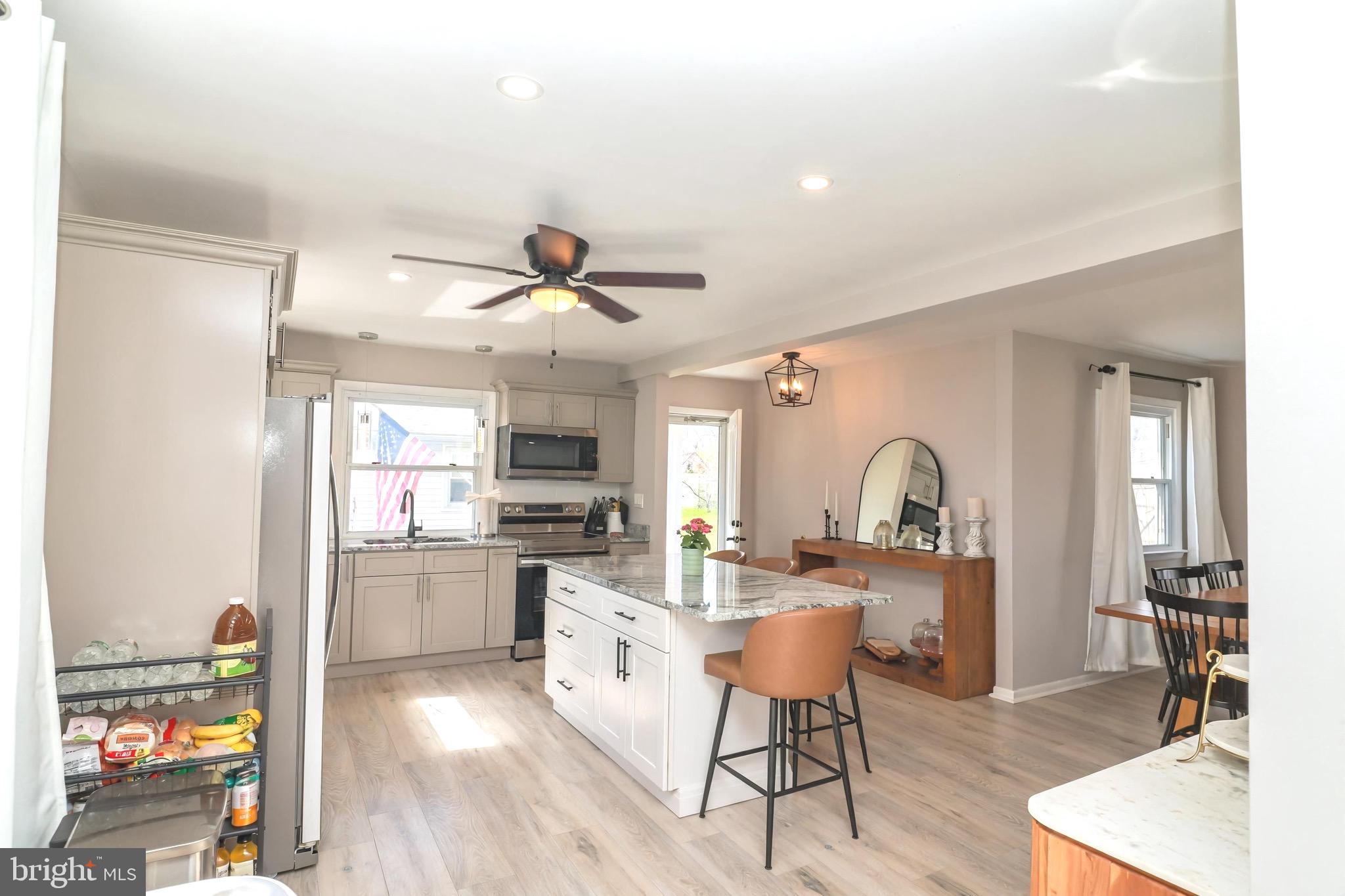 LIMESTONE ACRES - Residential