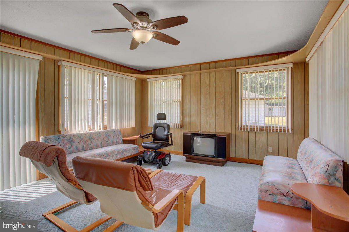 SPRING VALLEY ESTATES - Residential