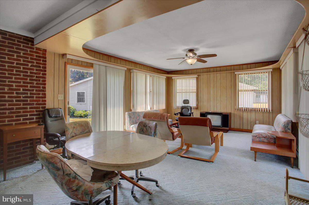 SPRING VALLEY ESTATES - Residential