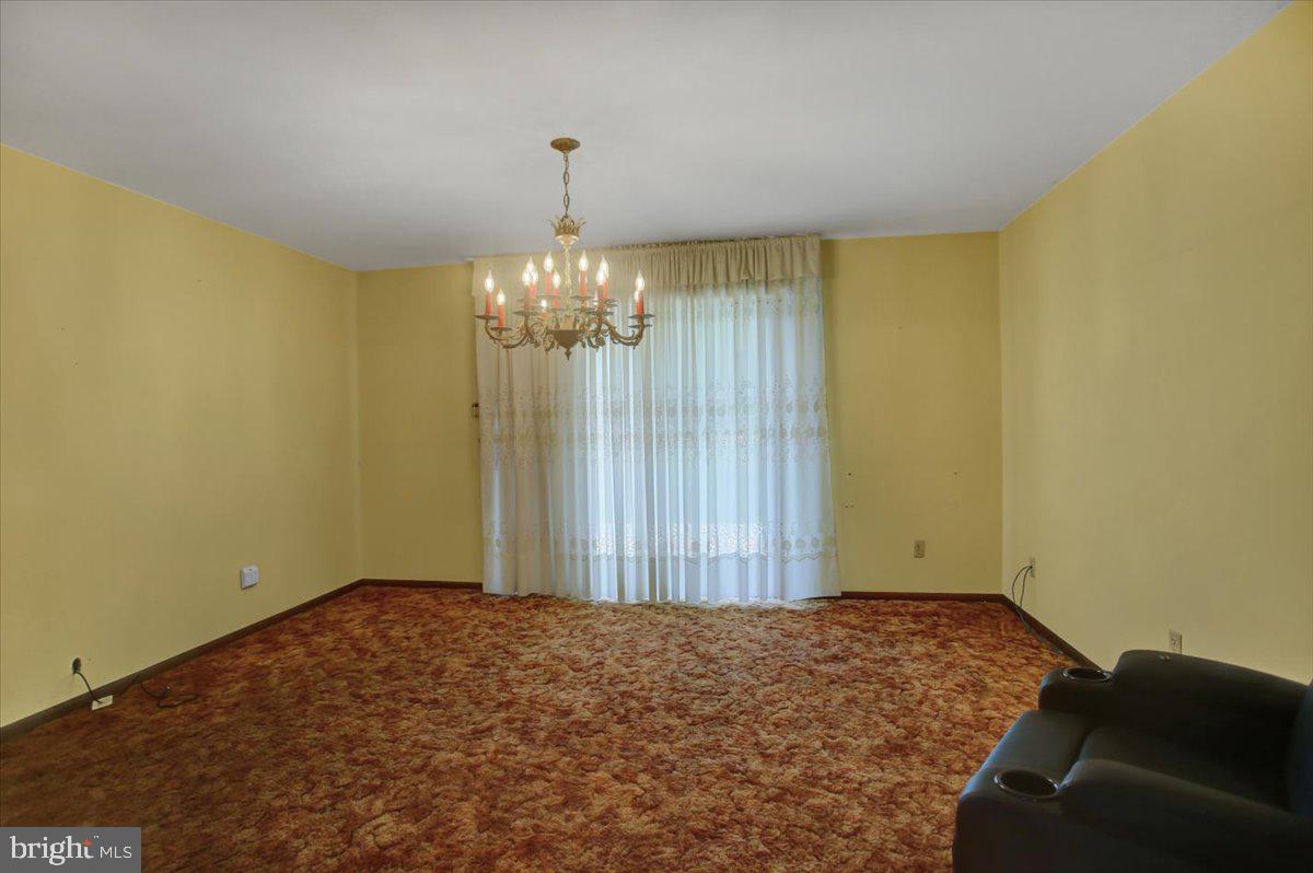 SPRING VALLEY ESTATES - Residential