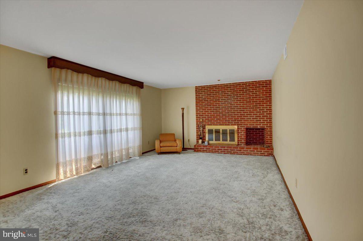 SPRING VALLEY ESTATES - Residential