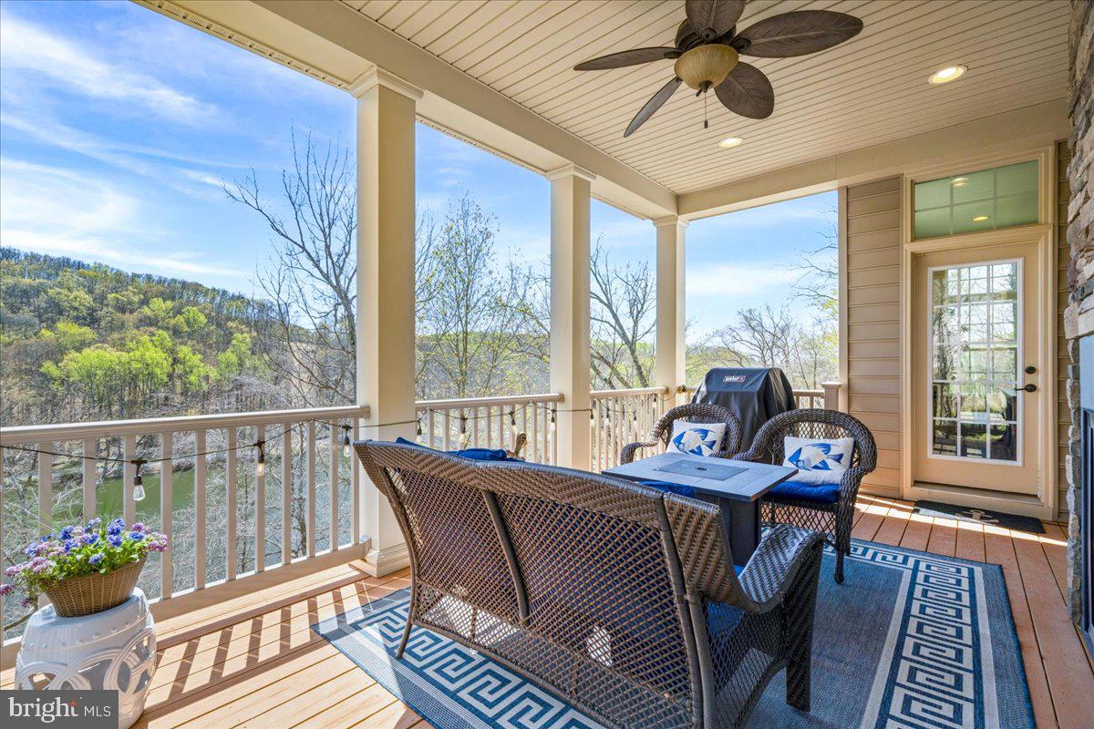 ASPEN LAKE LINGANORE - Residential