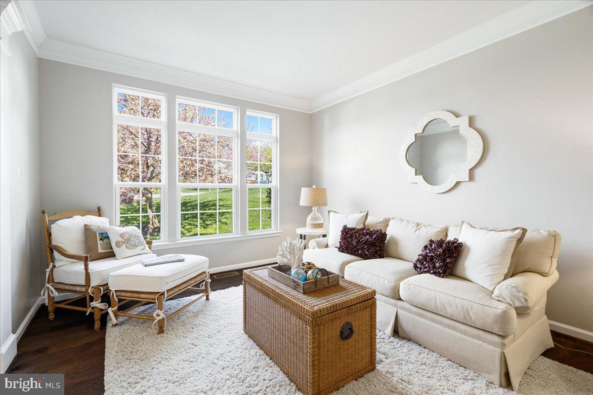 ASPEN LAKE LINGANORE - Residential