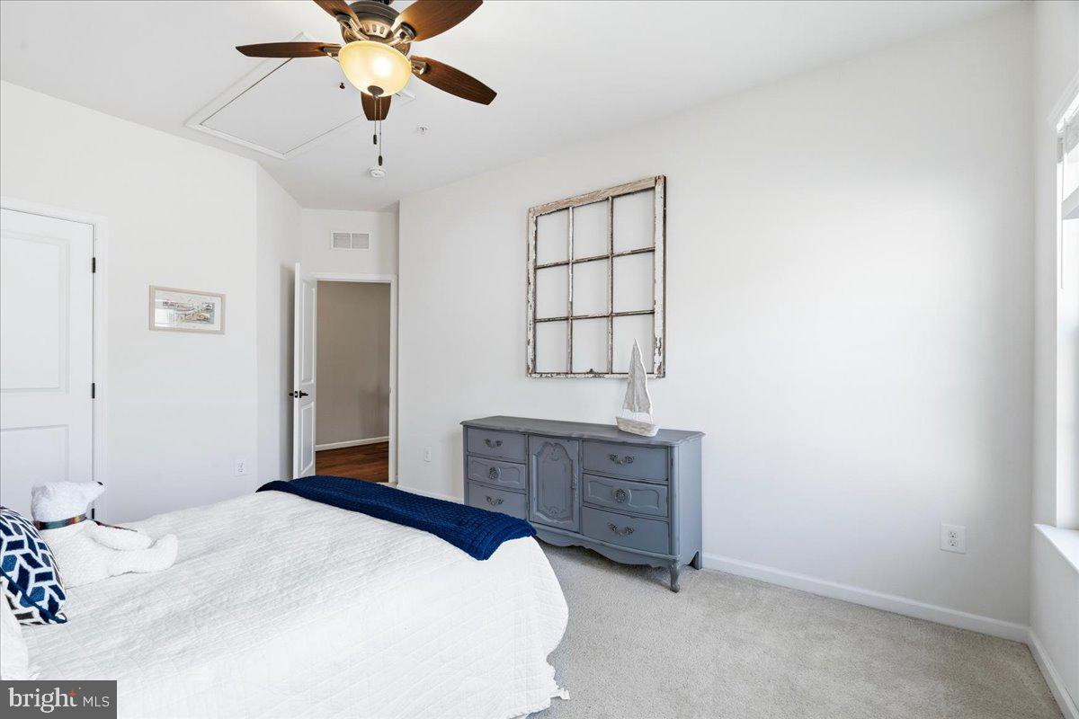 ASPEN LAKE LINGANORE - Residential