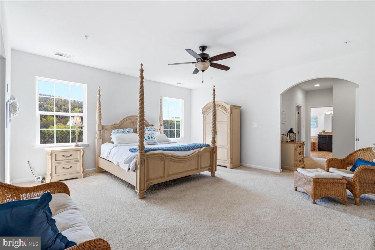 ASPEN LAKE LINGANORE - Residential