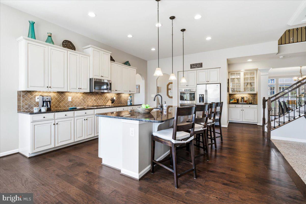 ASPEN LAKE LINGANORE - Residential