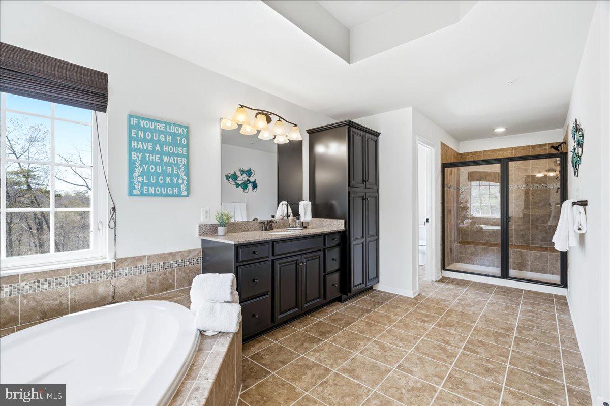 ASPEN LAKE LINGANORE - Residential