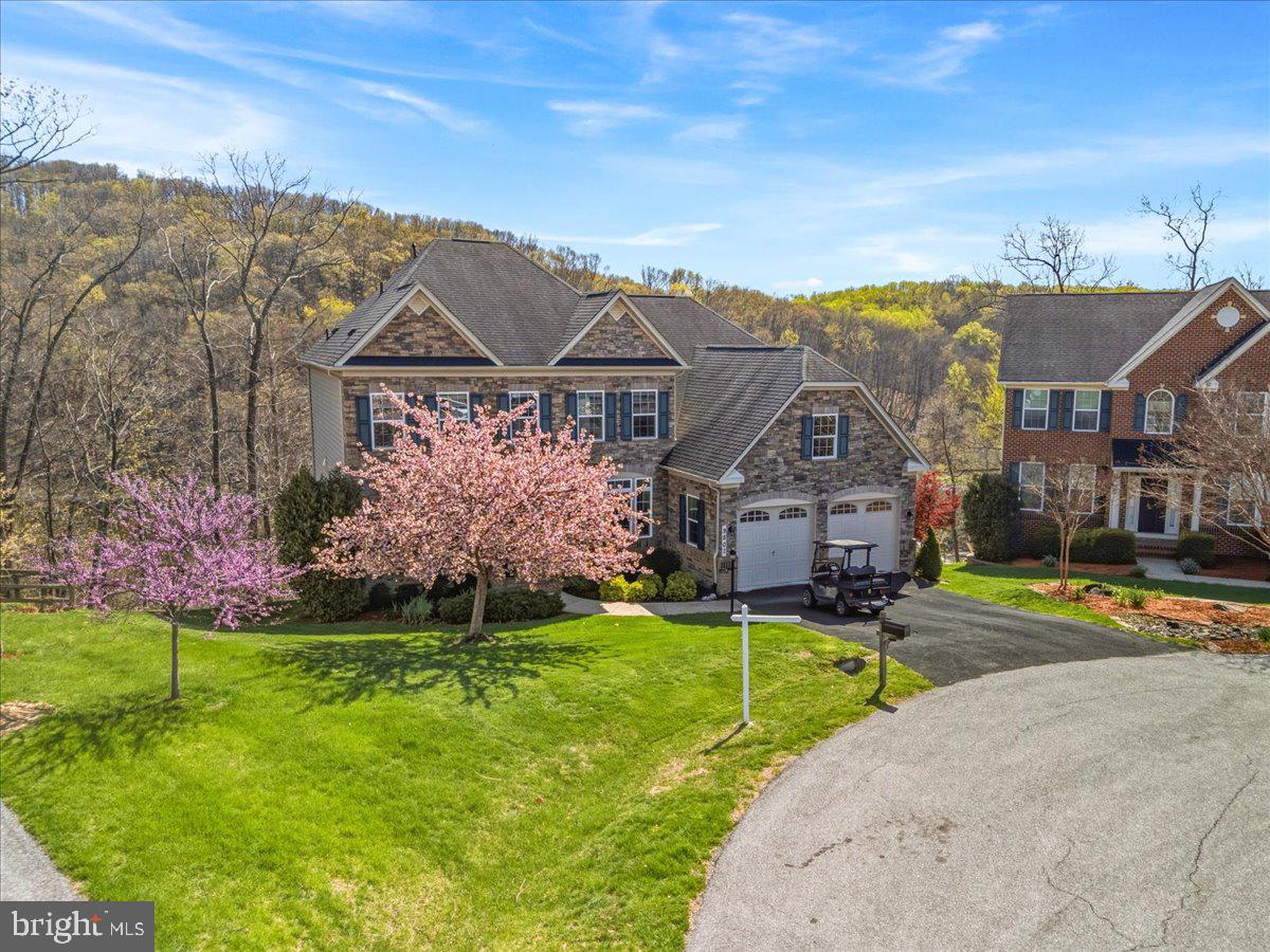 ASPEN LAKE LINGANORE - Residential