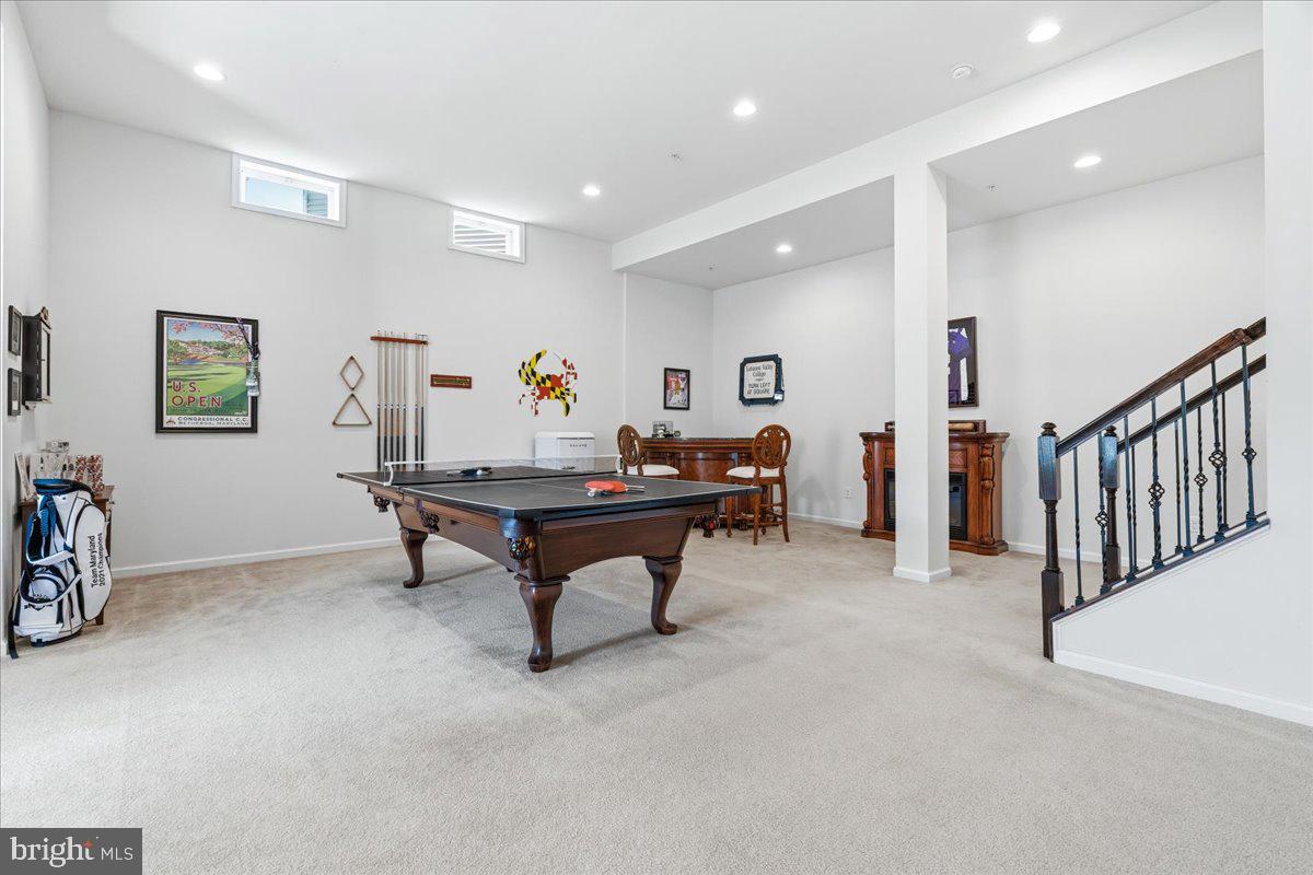 ASPEN LAKE LINGANORE - Residential