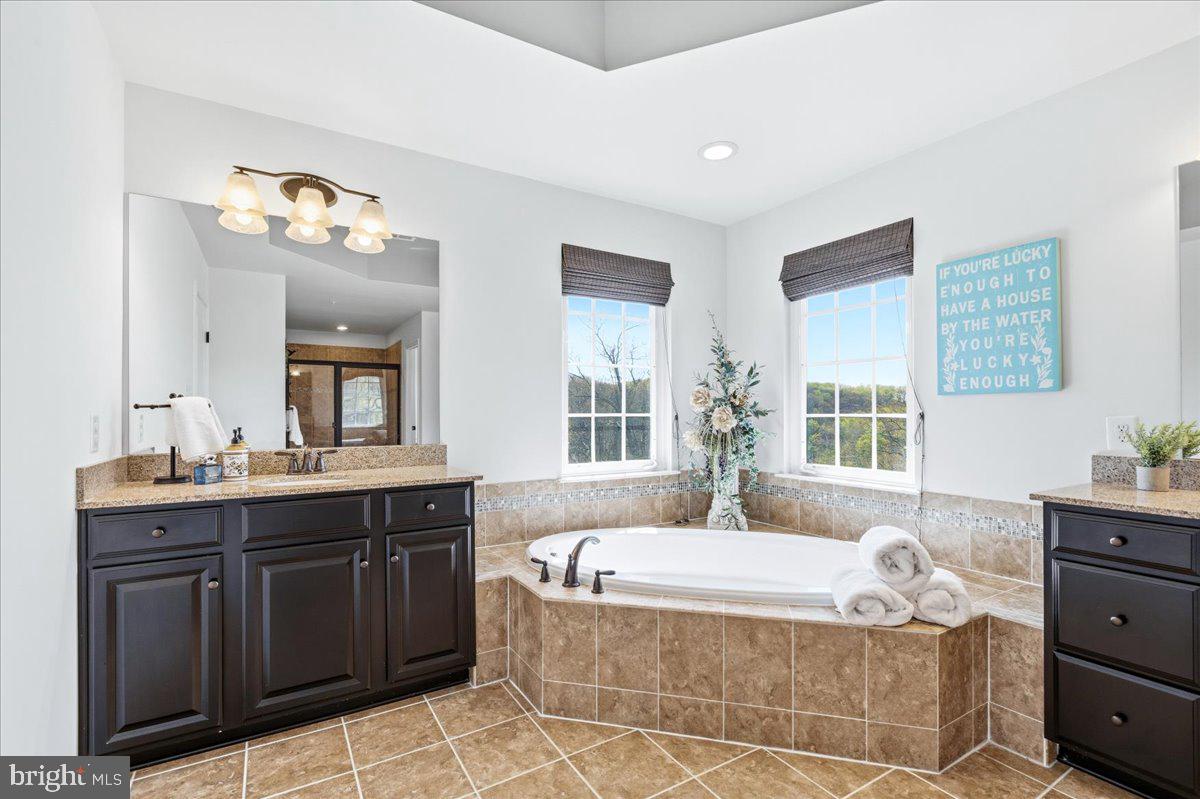 ASPEN LAKE LINGANORE - Residential