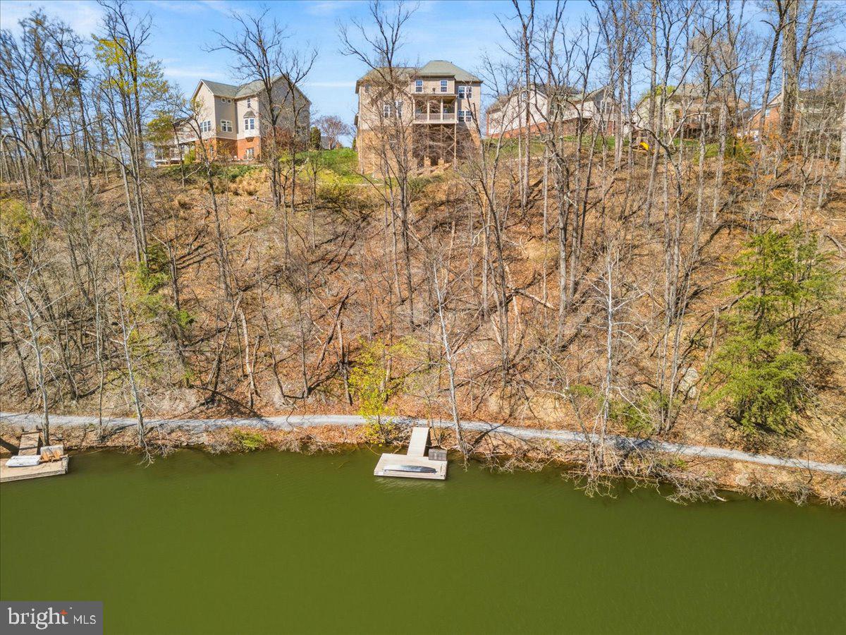 ASPEN LAKE LINGANORE - Residential