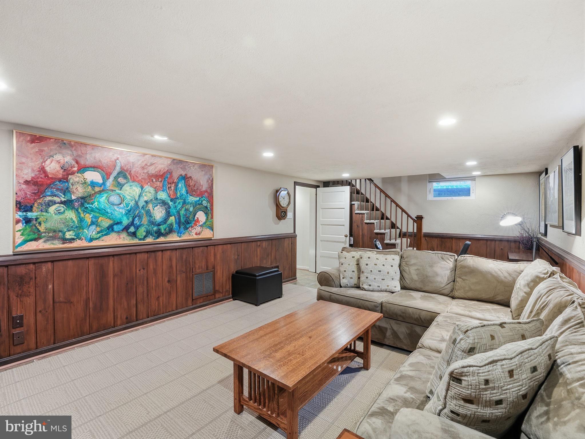 LYON VILLAGE - Residential