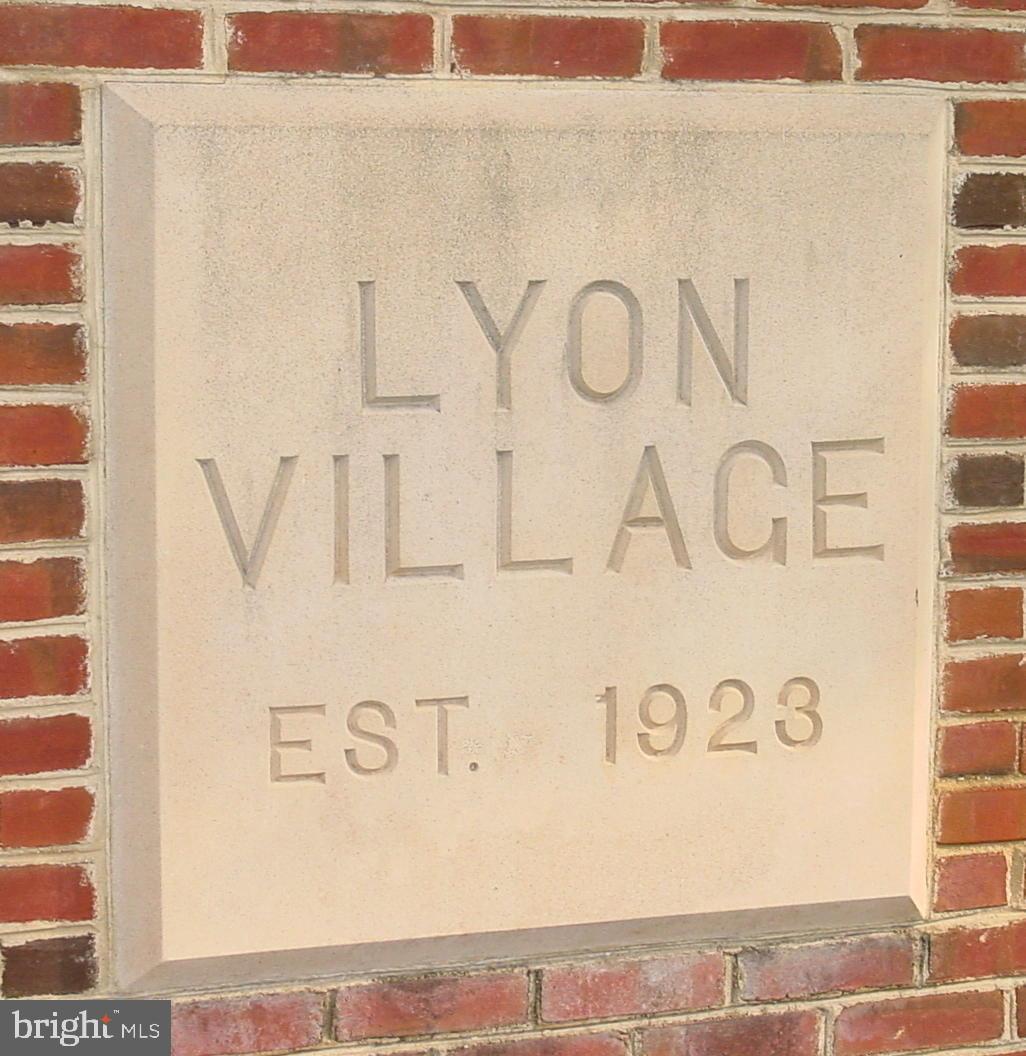 1812 N HANCOCK STREET