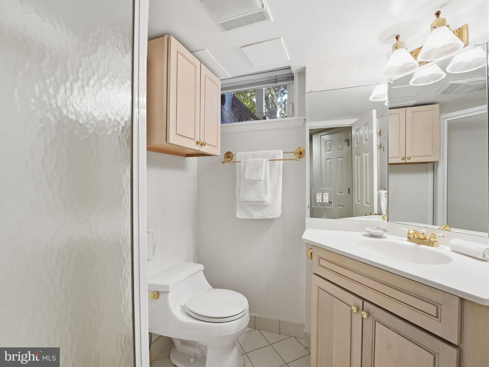 LYON VILLAGE - Residential