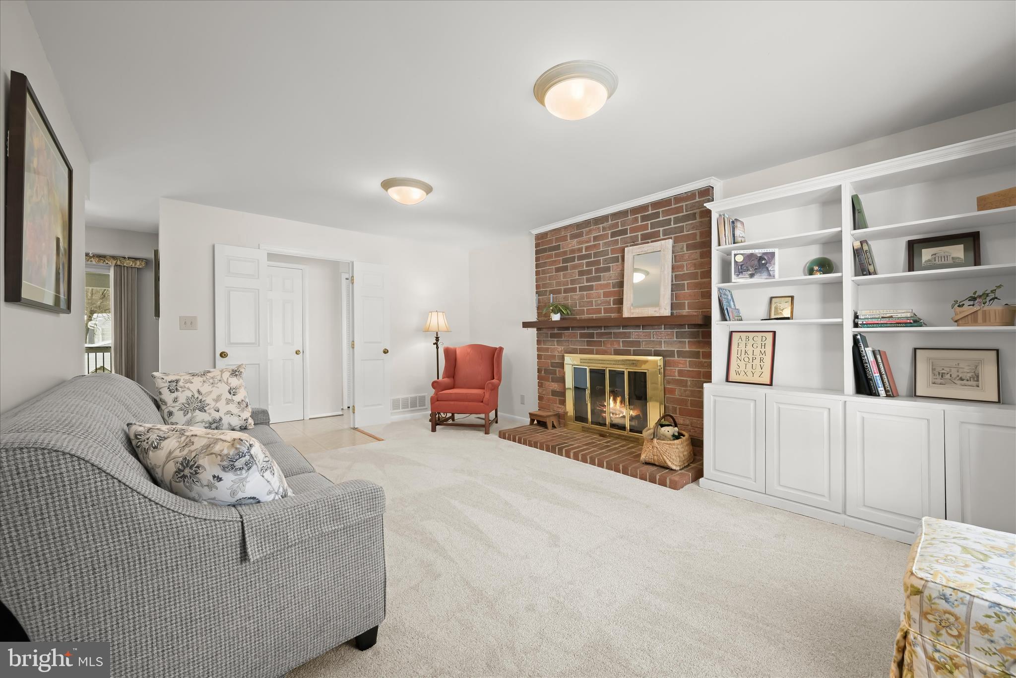 CHATEAU RIDGE - Residential