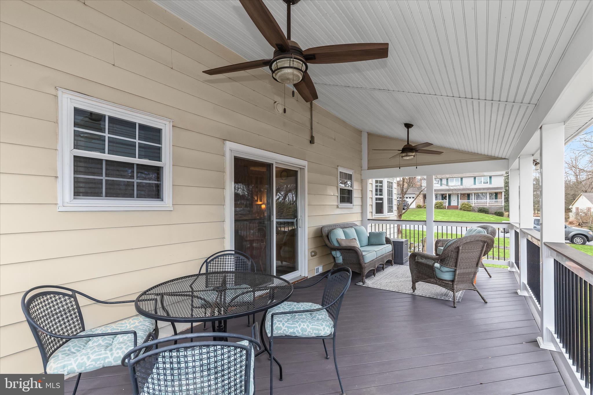 CHATEAU RIDGE - Residential