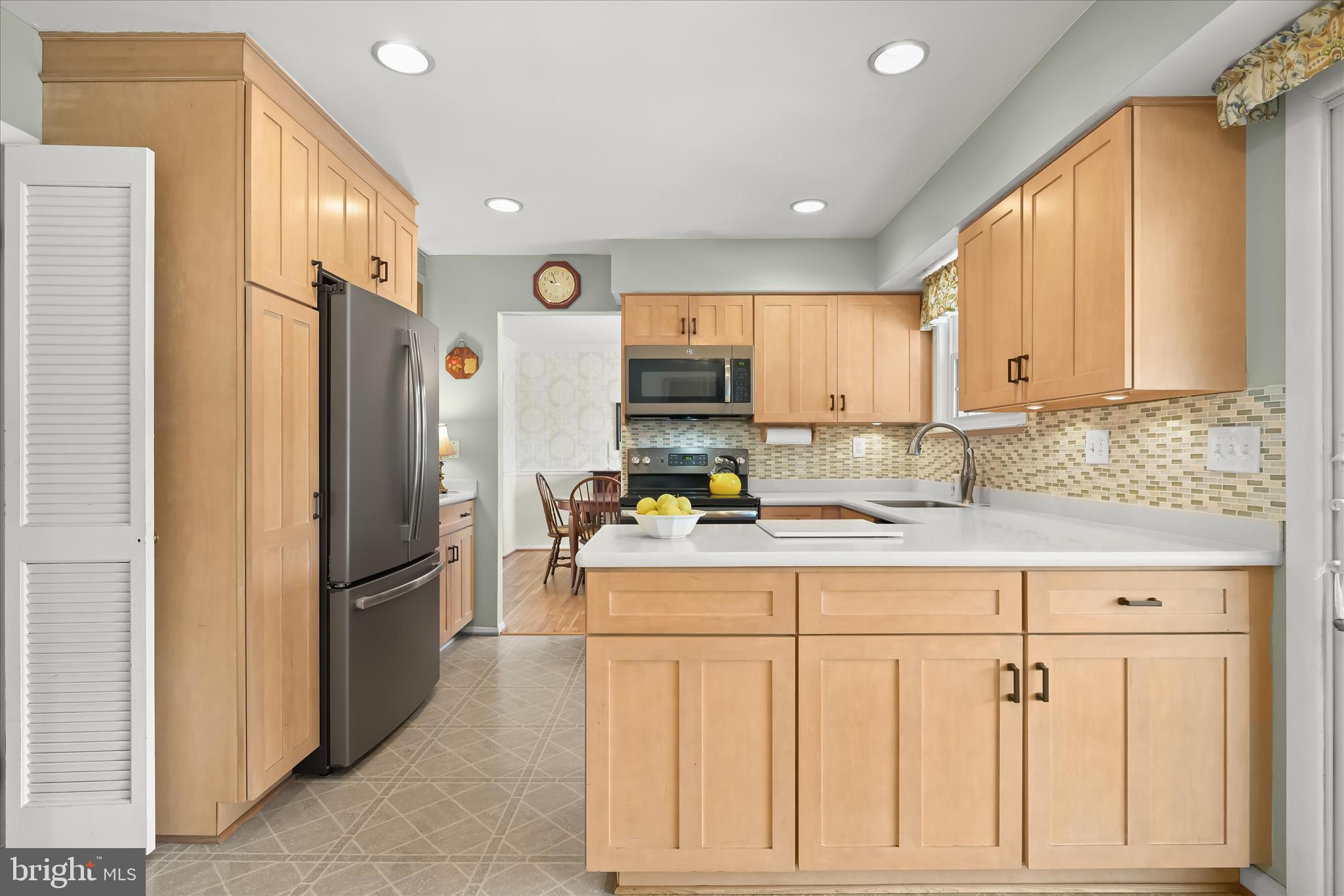 CHATEAU RIDGE - Residential