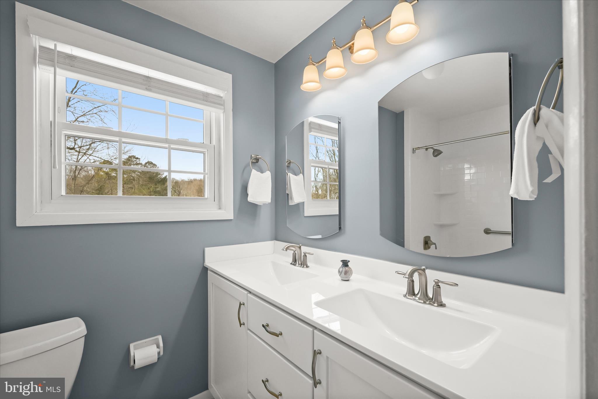 CHATEAU RIDGE - Residential