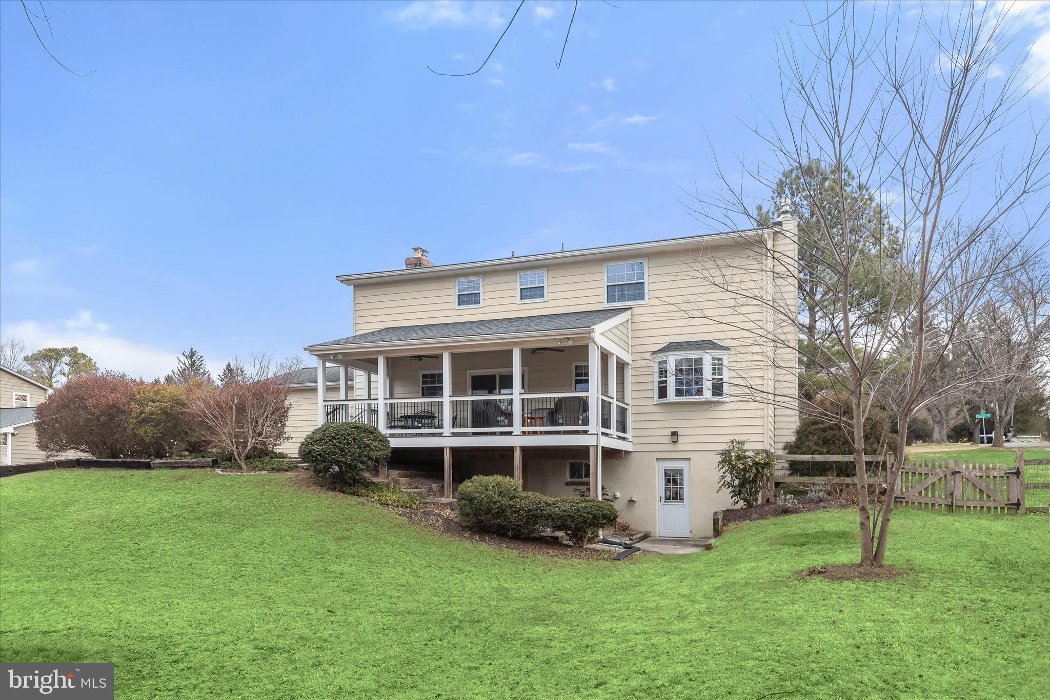 CHATEAU RIDGE - Residential