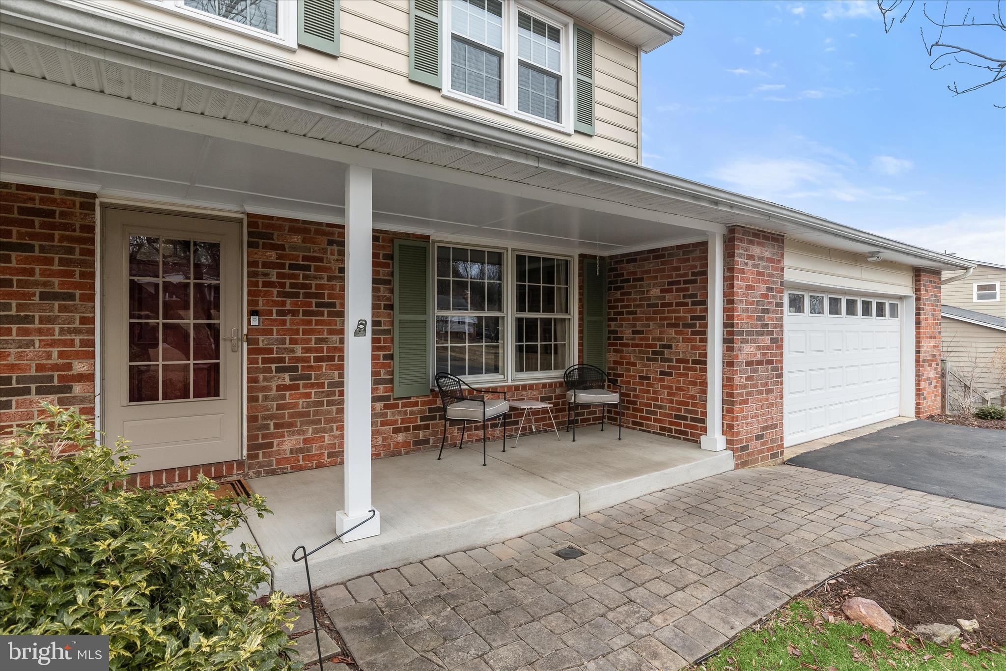 CHATEAU RIDGE - Residential