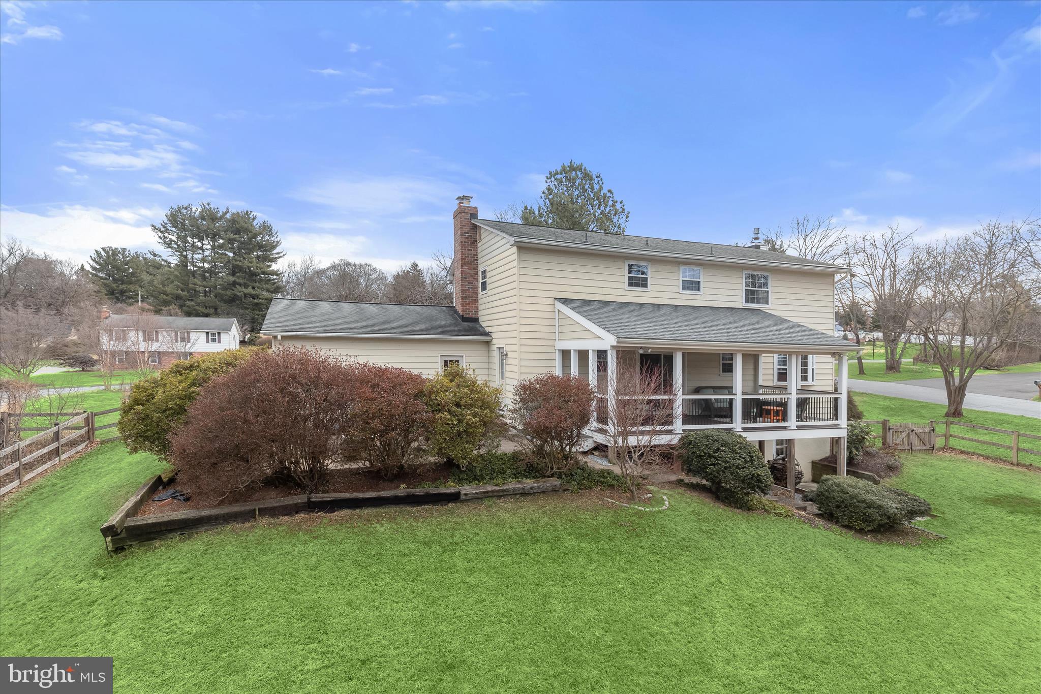 CHATEAU RIDGE - Residential